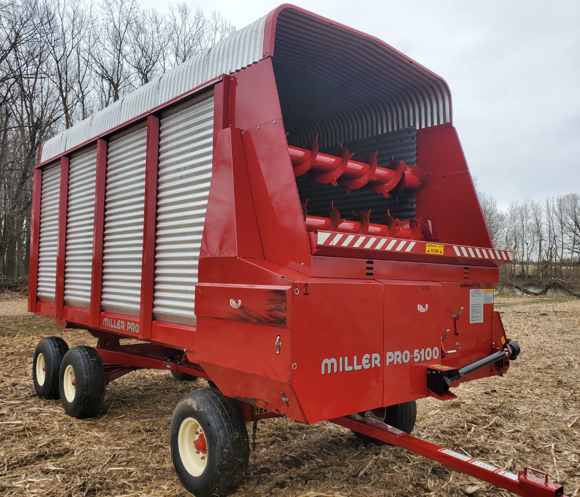 MILLER PRO 5100 16' LH SU FORAGE WAGON (SELLING CHOICE OF 3) - Image 2 of 4
