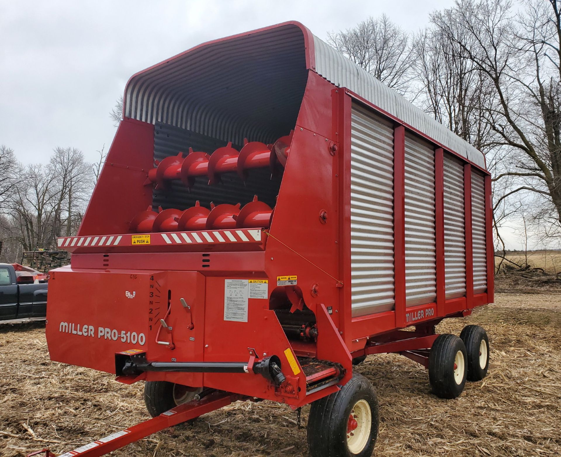 MILLER PRO 5100 16' LH SU FORAGE WAGON (SELLING CHOICE OF 3) - Image 3 of 4