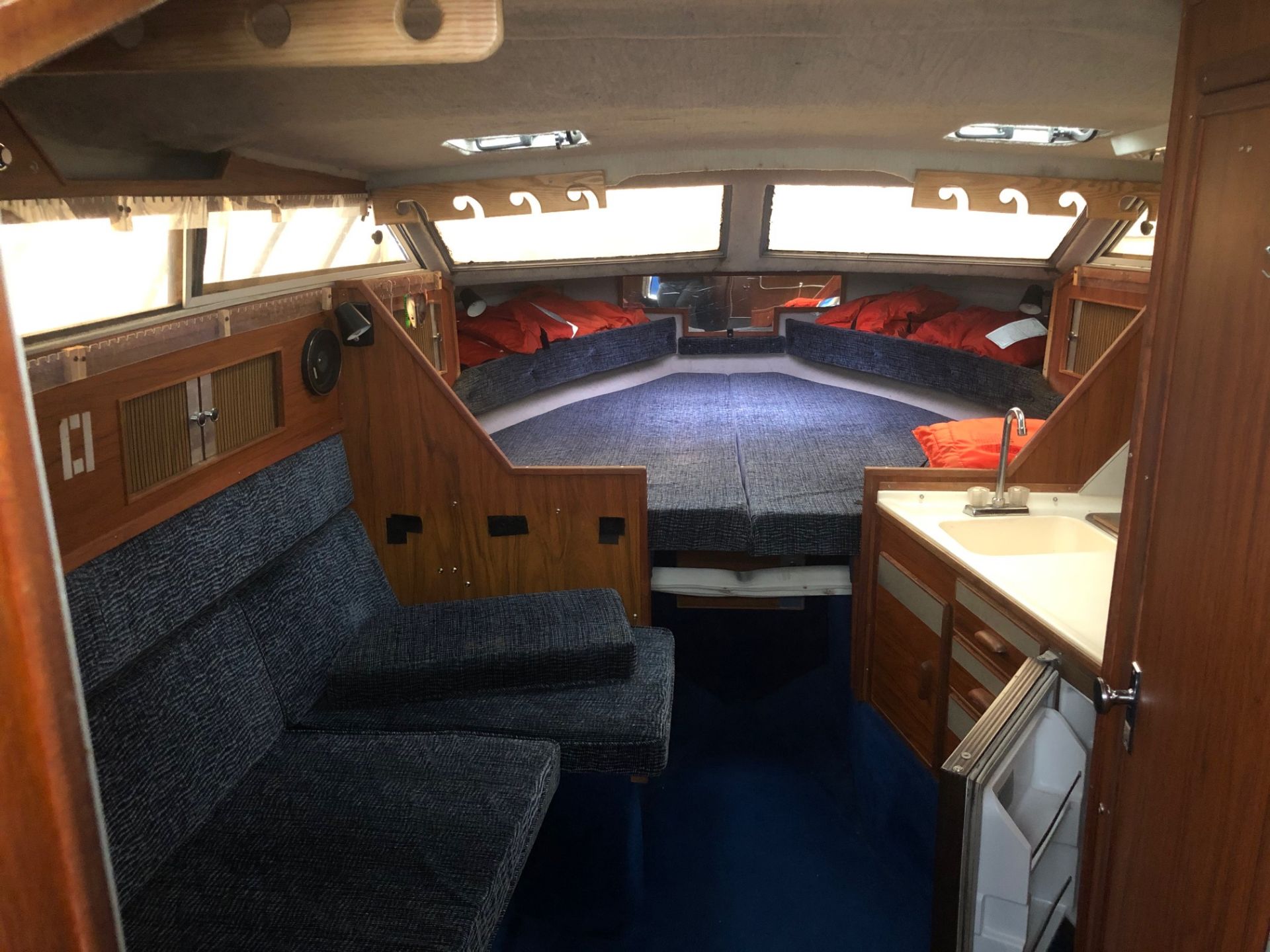 1984 SEA RAY 270 27' BOAT - Image 6 of 9