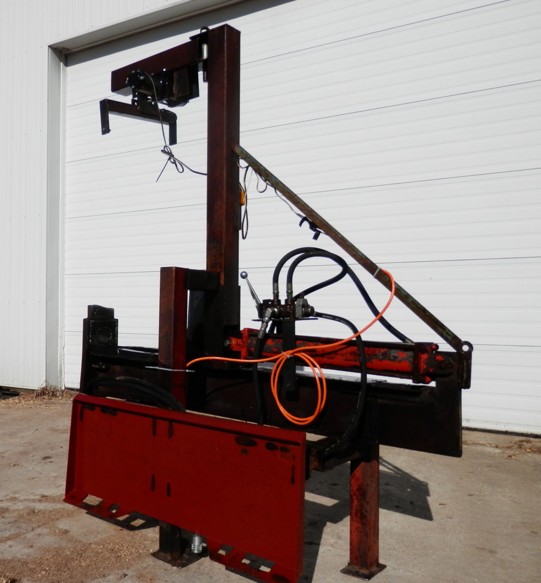 CUSTOM LOG SPLITTER, QT SKIDSTEER MT