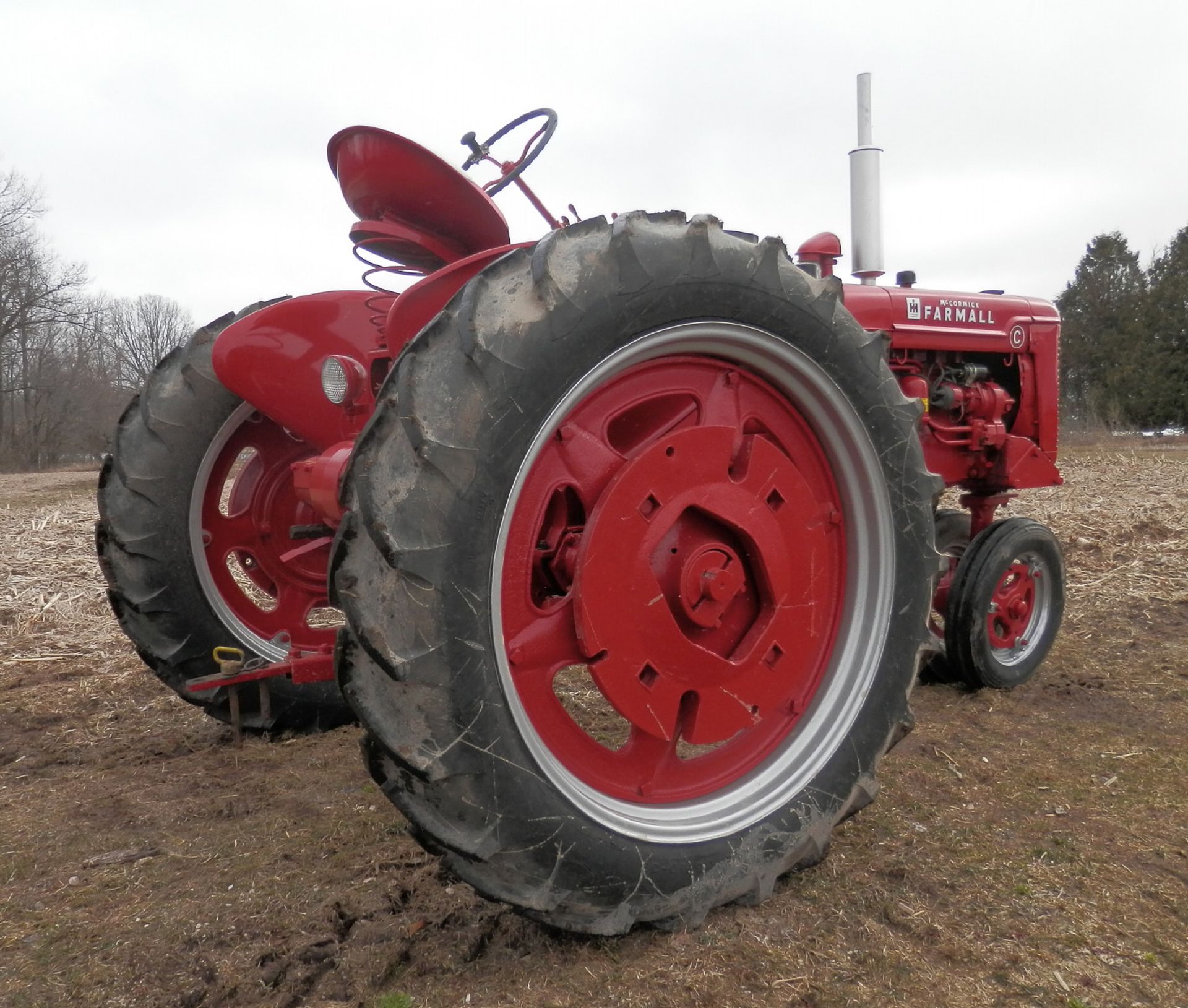 IH FARMALL C TRACTOR - Image 4 of 8