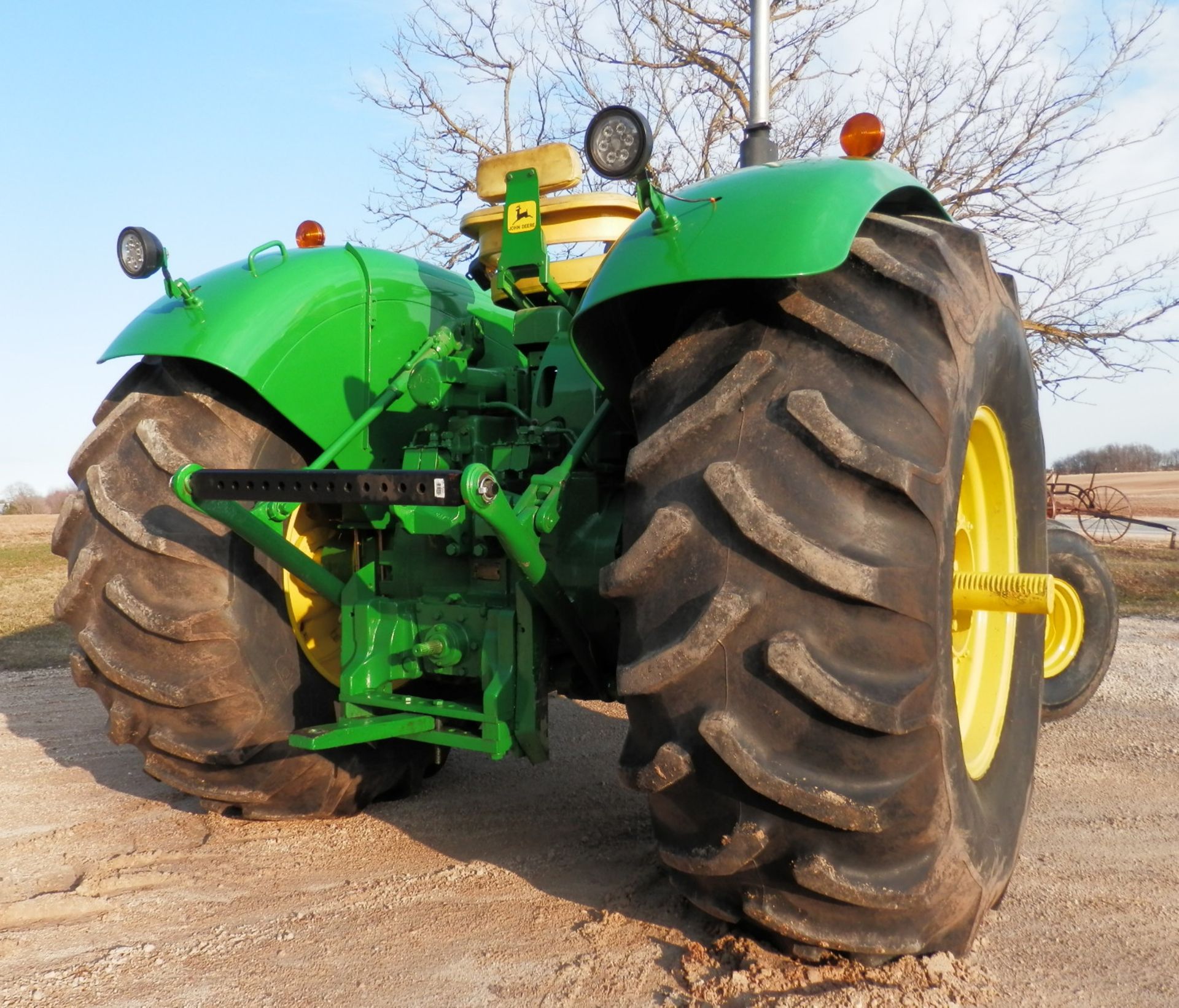 JOHN DEERE 5020 DIESEL WHEATLAND TRACTOR SN T313R 030336R - Image 3 of 12