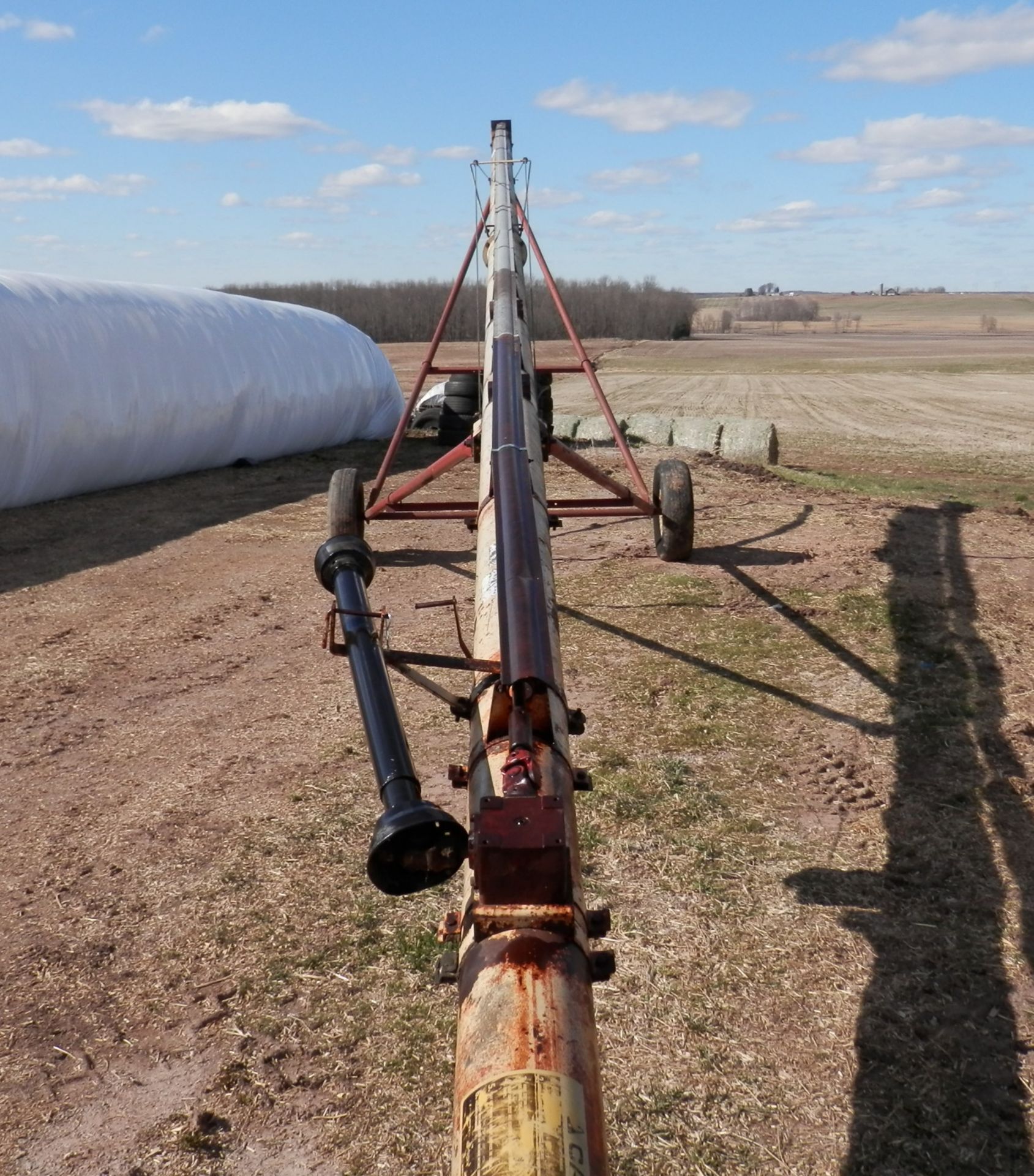 8"x51' PORTABLE GRAIN AUGER ON TRANSPORT - Image 2 of 3