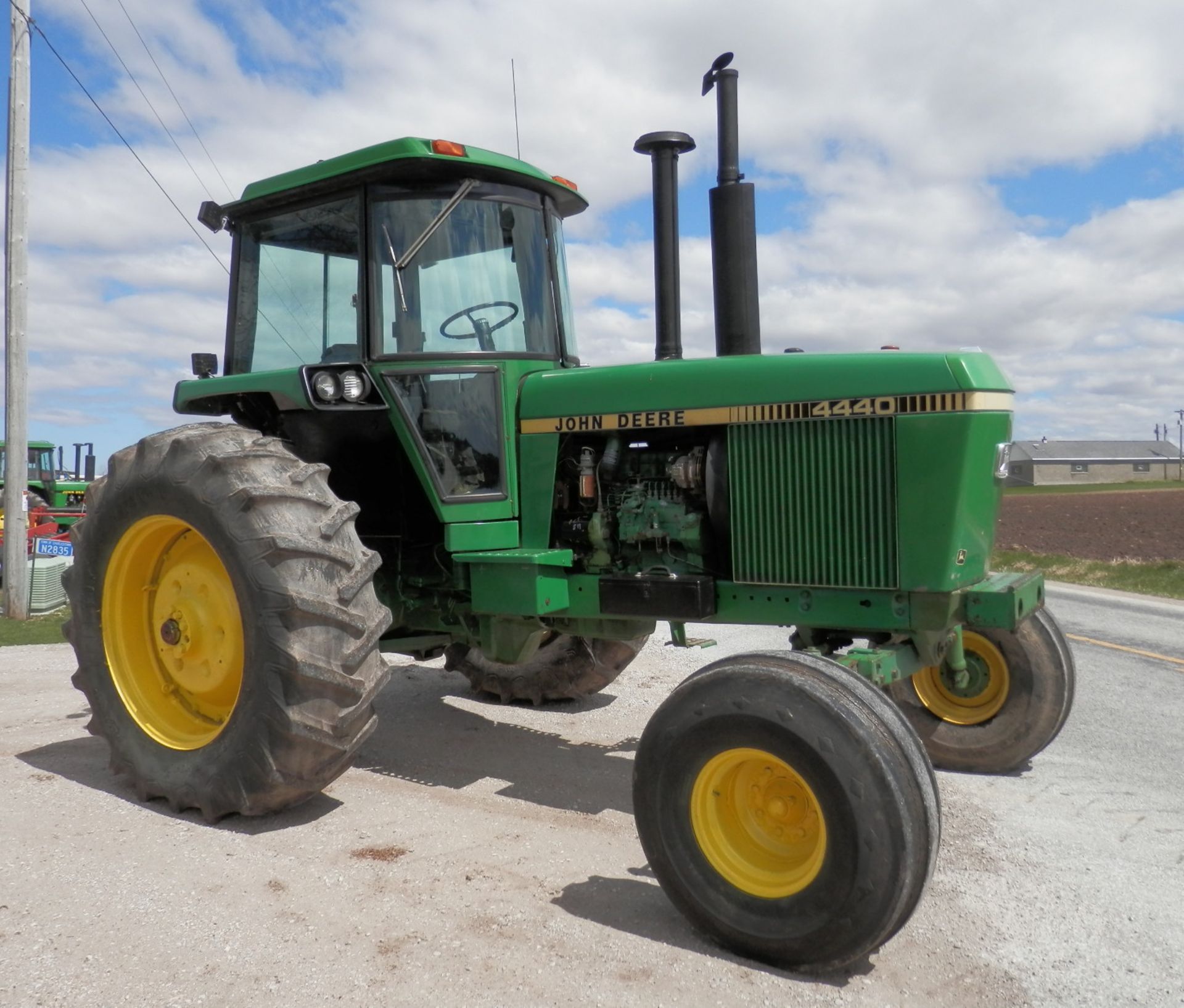 JOHN DEERE 4440 2WD TRACTOR