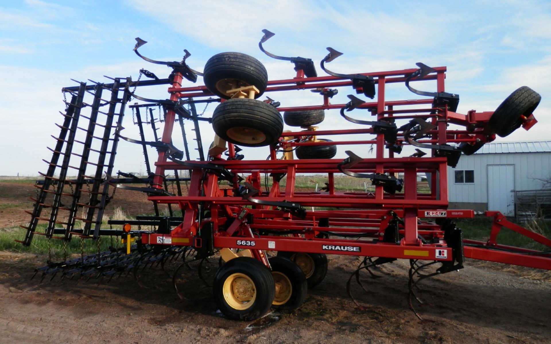 KUHN KRAUSE 5635 24' FIELD CULTIVATOR - Image 3 of 9