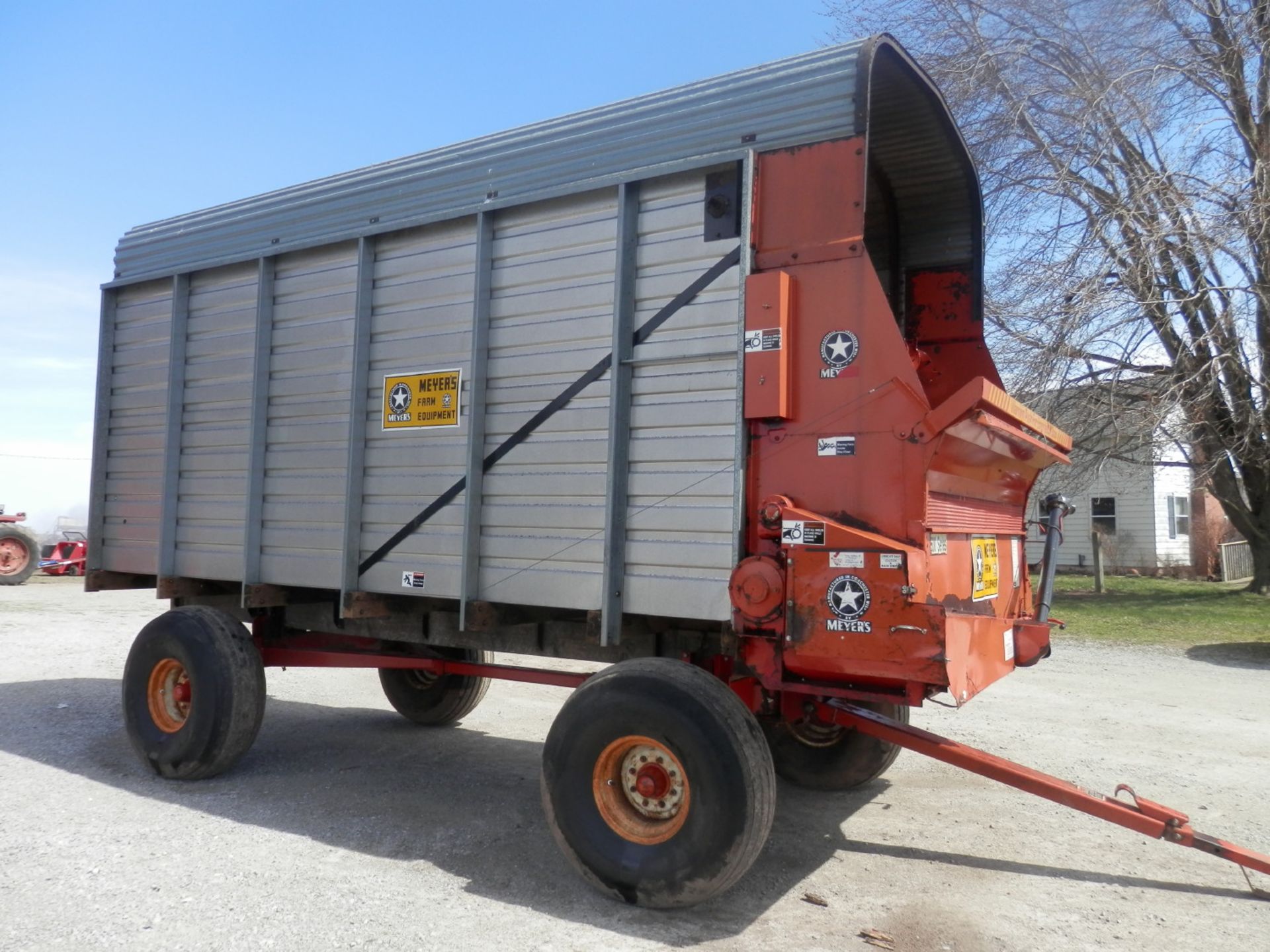 MEYERS 500 SERIES 16' LH FORAGE WAGON - Image 3 of 6