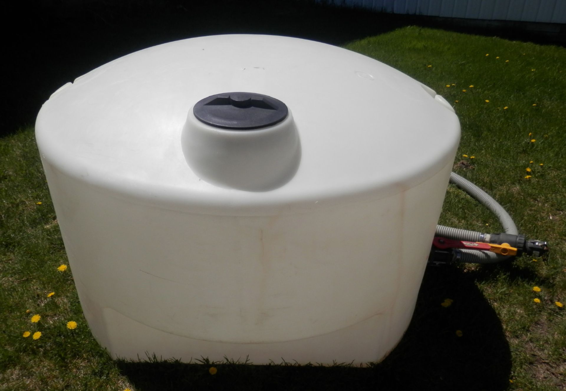 ACE ROTO MOLD 400 GAL POLY TANK