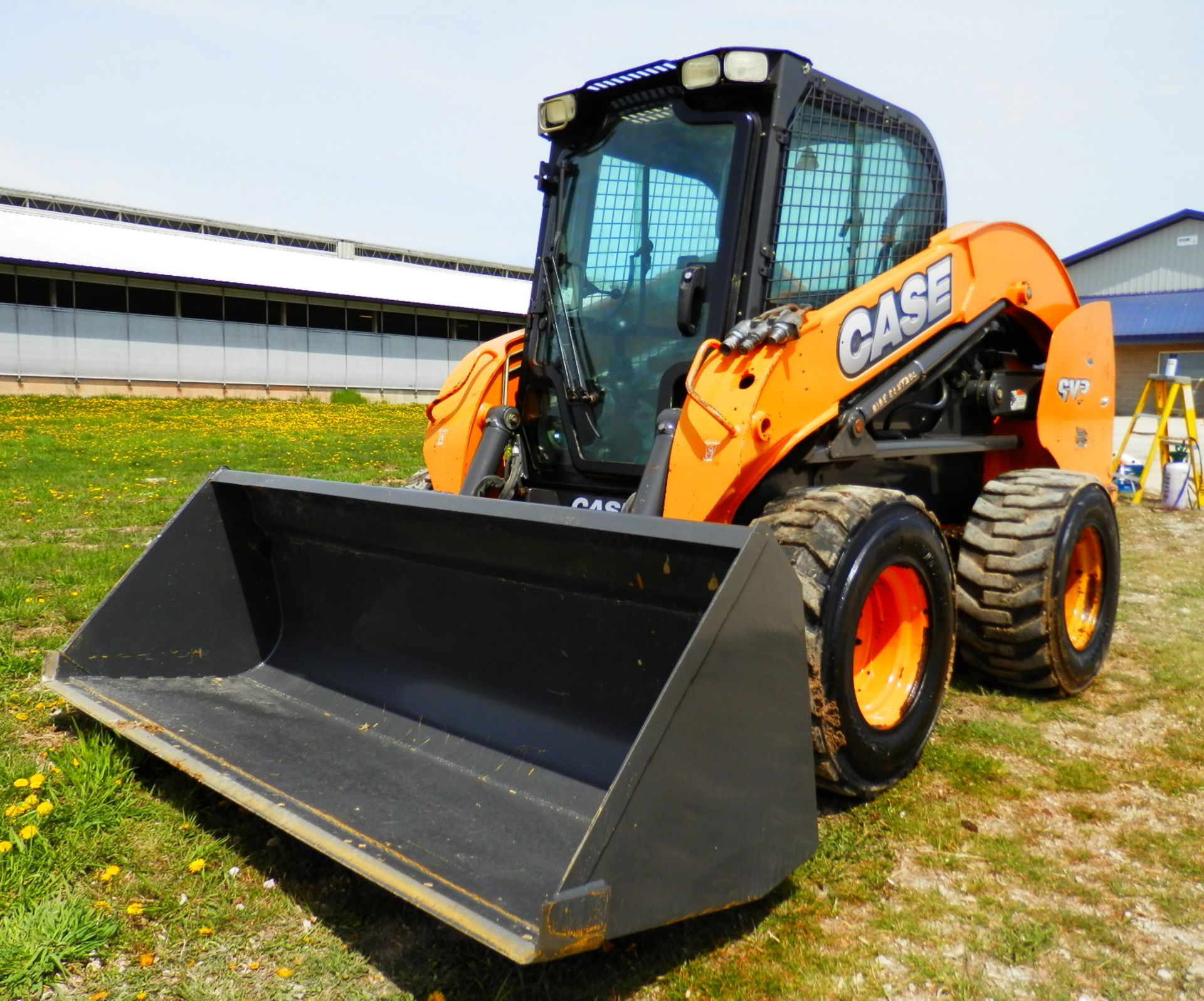 CASE SC300 SKID STEER - Image 2 of 9