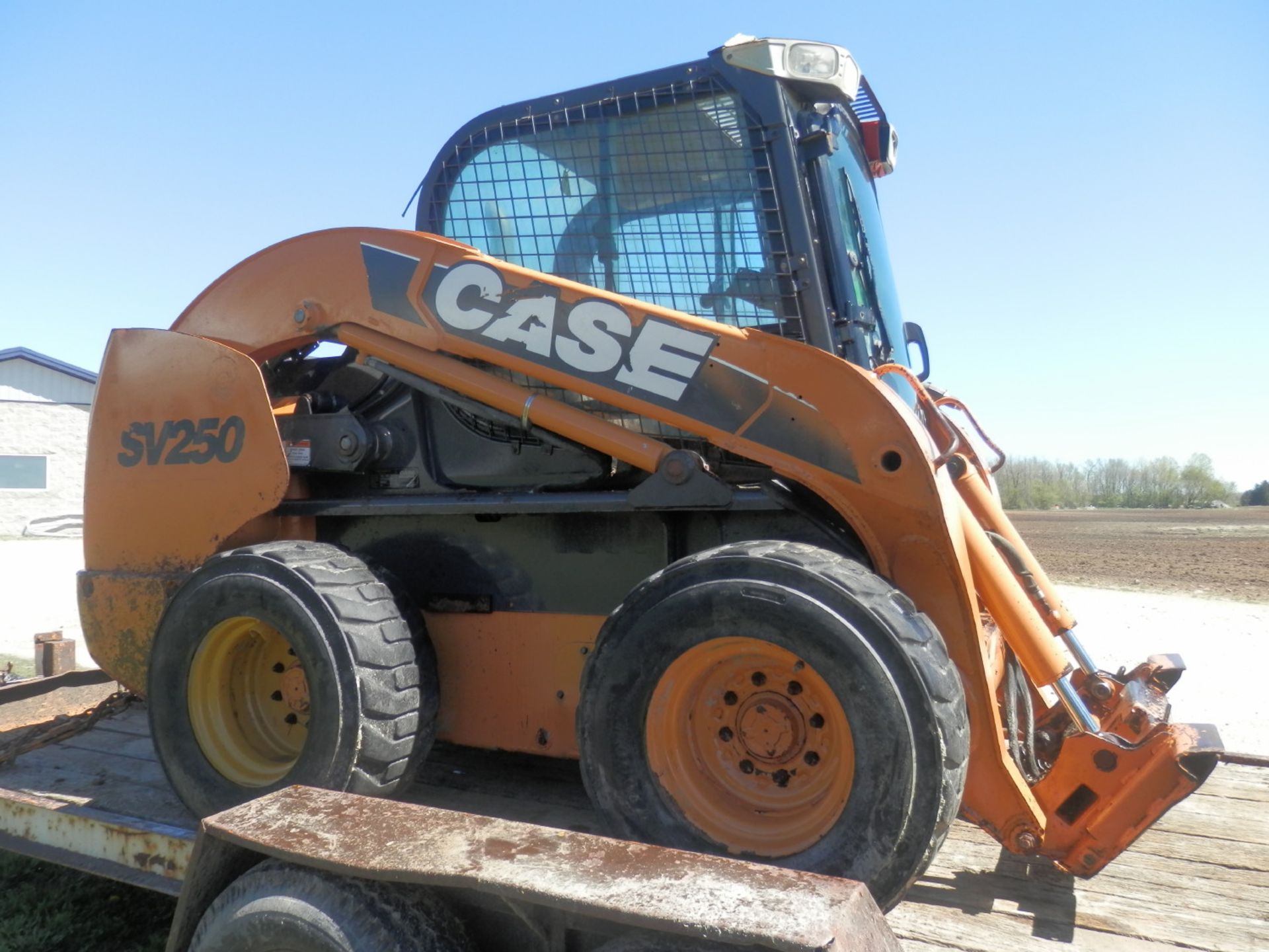 CASE SV250 SKID STEER-PROJECT (Needs motor) - Image 3 of 8