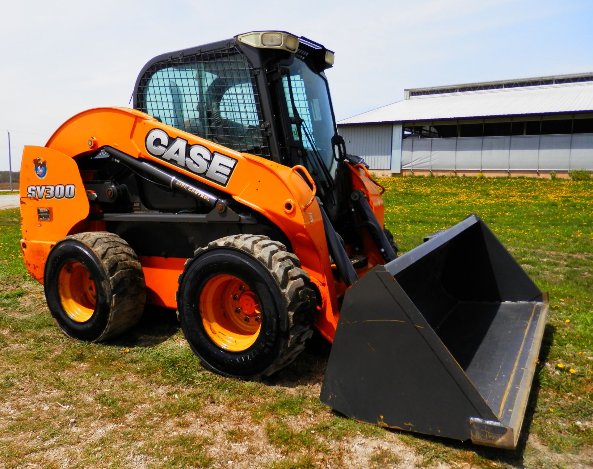 CASE SC300 SKID STEER