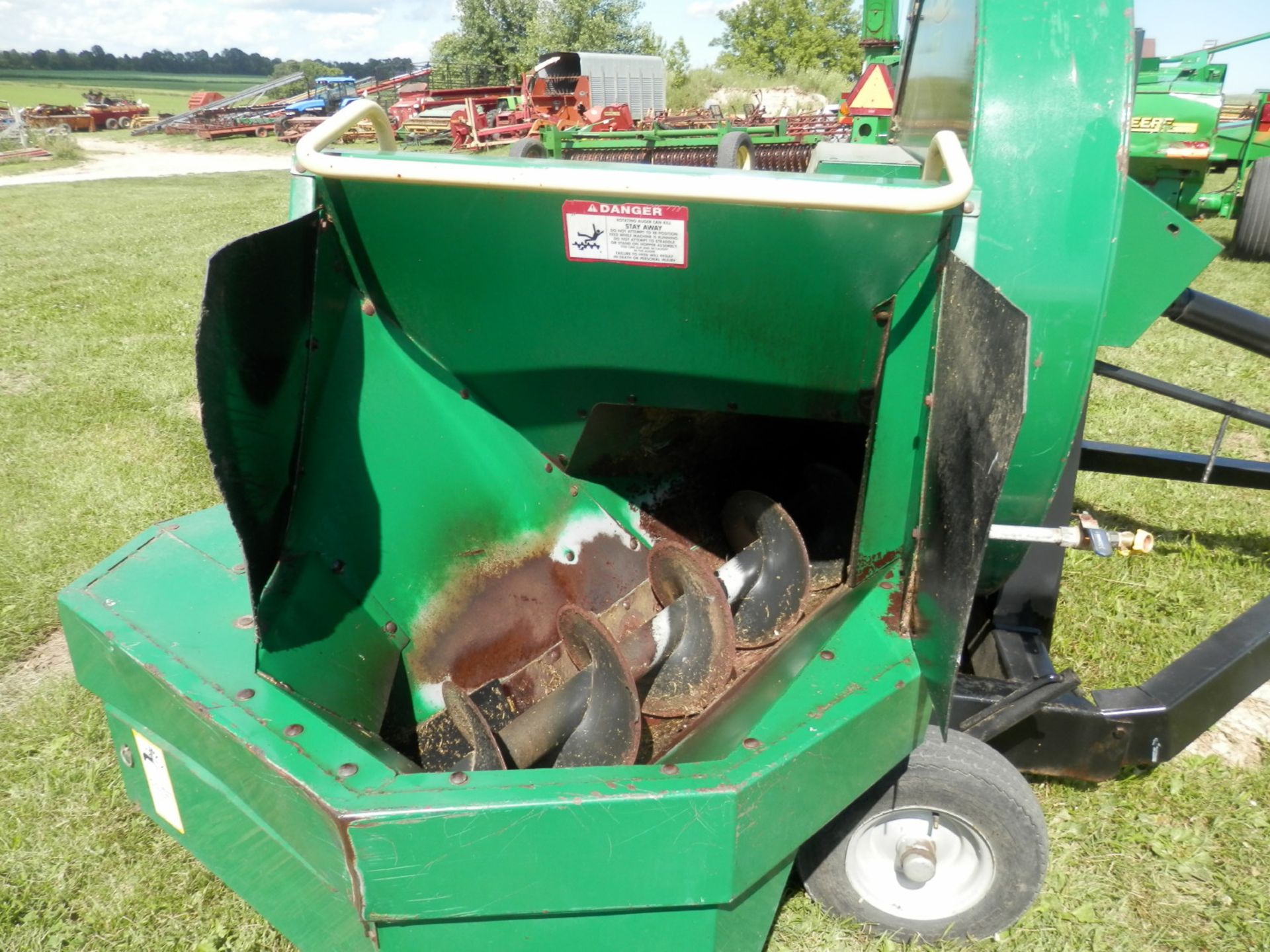 BADGER 2060 FORAGE BLOWER - Image 4 of 4