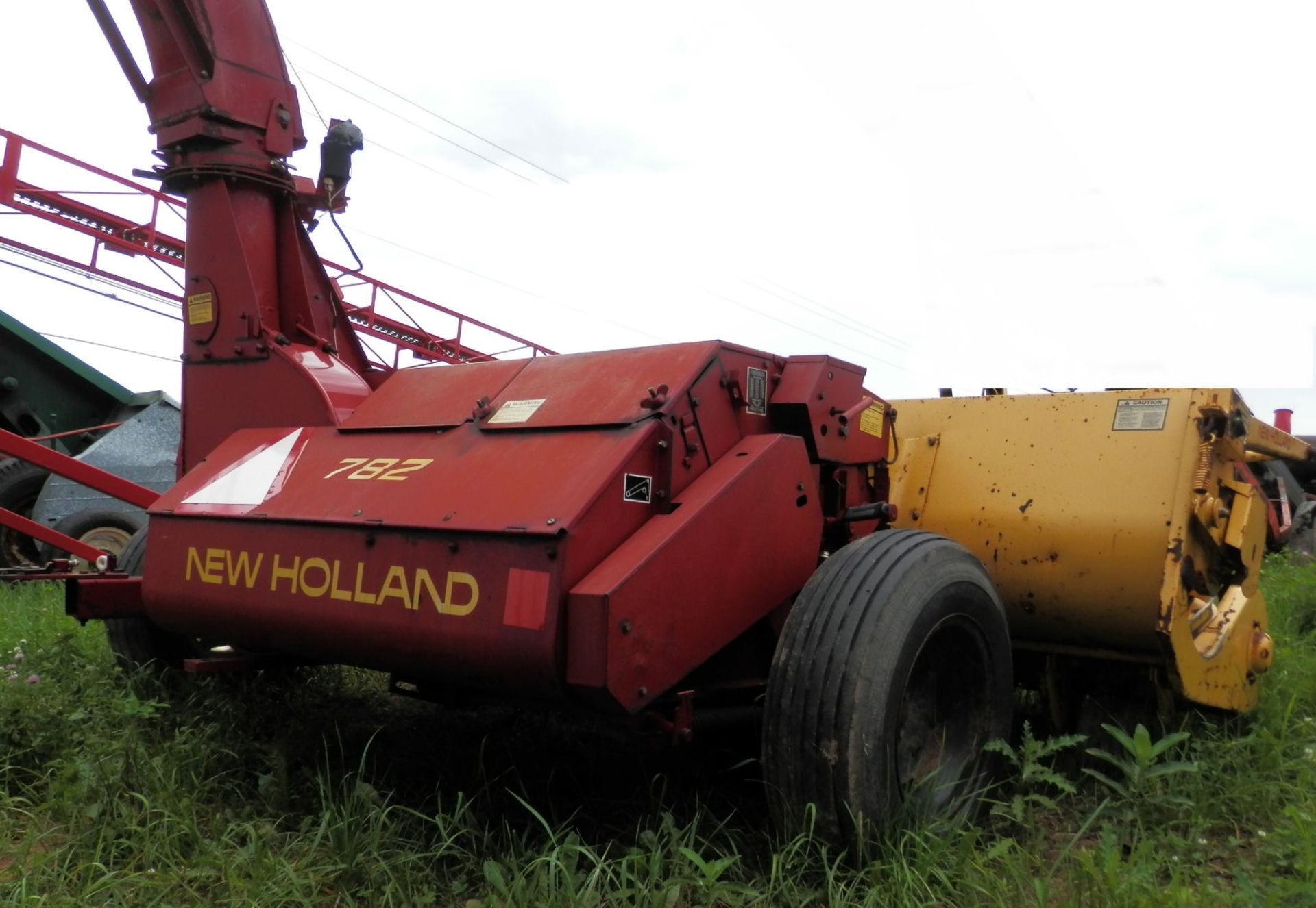 NEW HOLLAND 782 FORAGE CHOPPER w/HH - Image 6 of 6