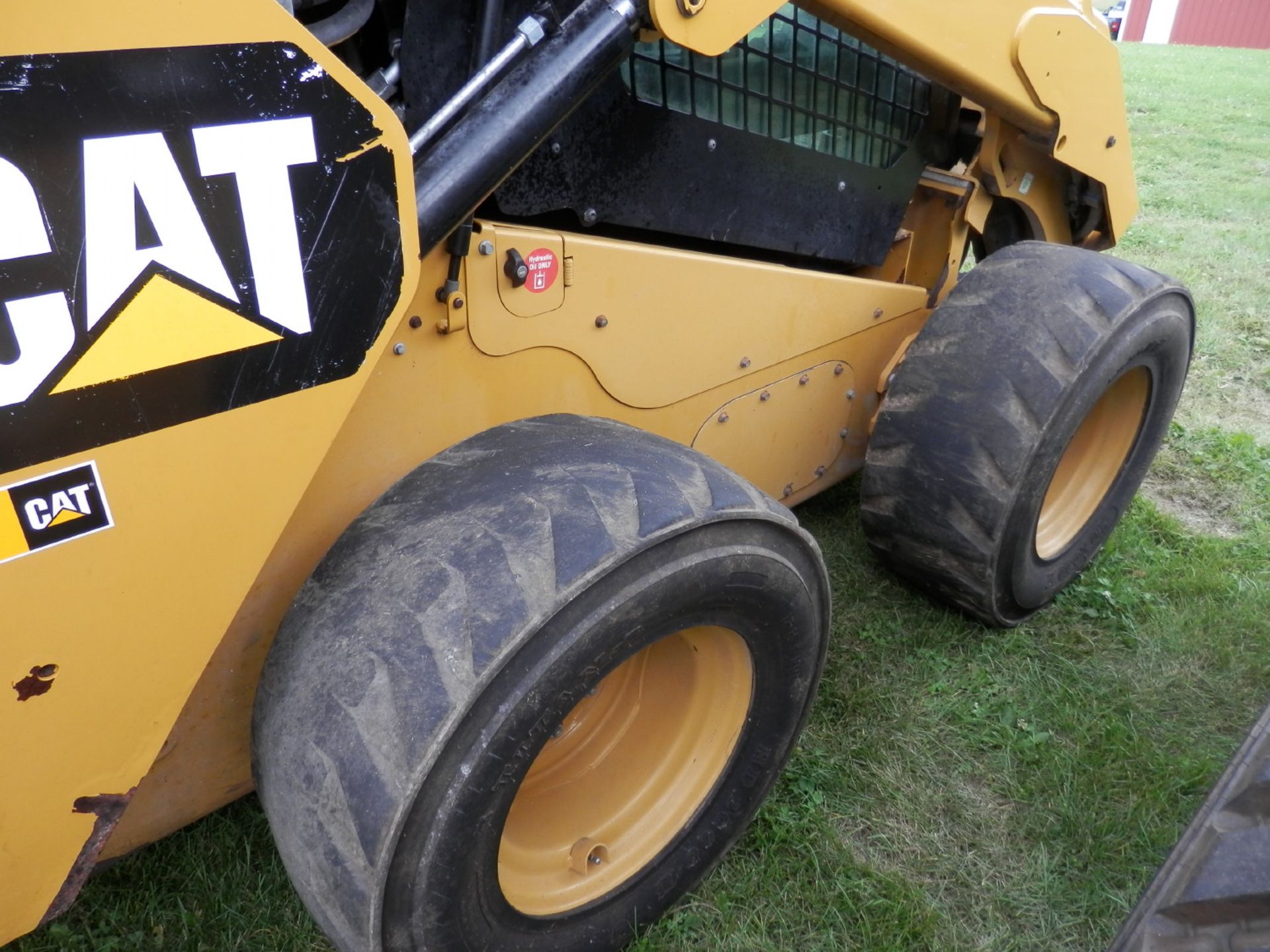 CAT 262D AG SPECIAL SKID STEER - Image 7 of 9