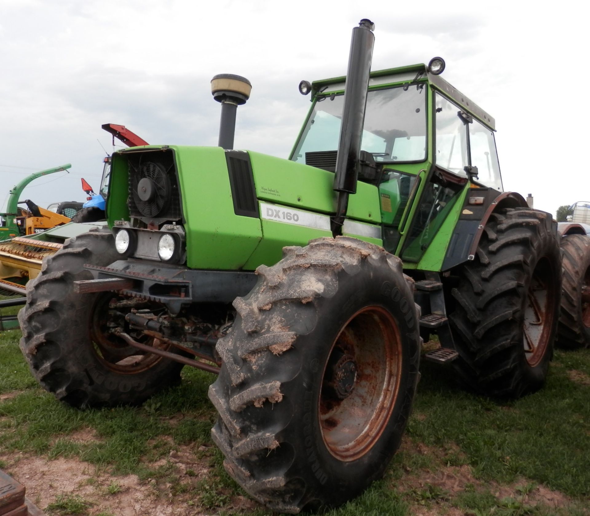 DEUTZ DX 160 MFWD TRACTOR