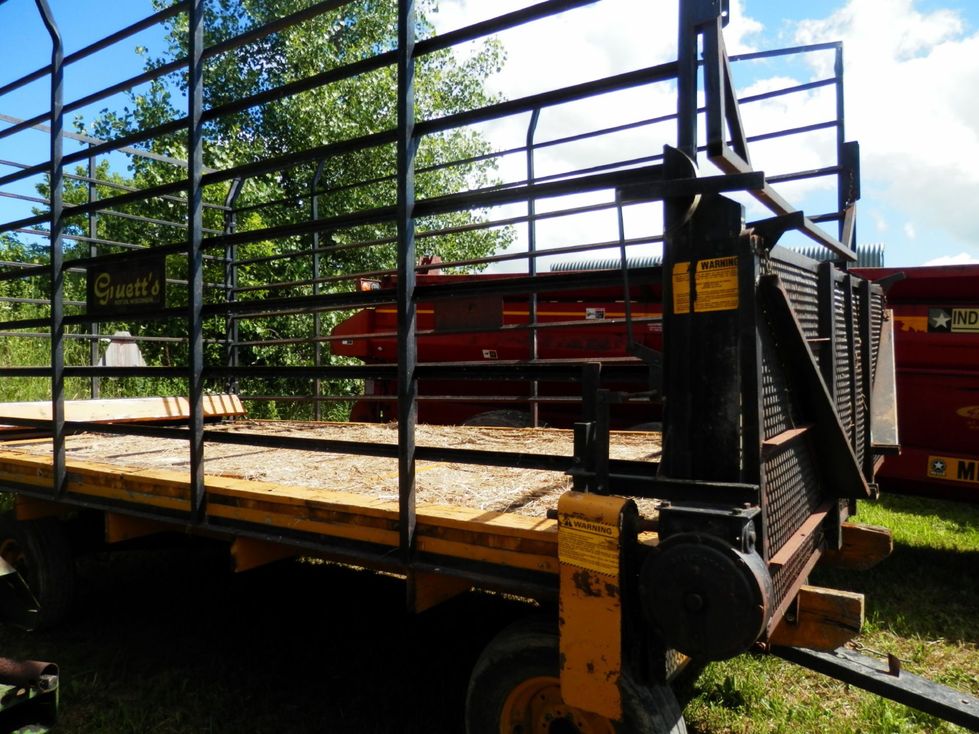 GRUETT 18' STEEL SIDE KICK BALE WAGON w/LIVE FLOOR - Image 2 of 4