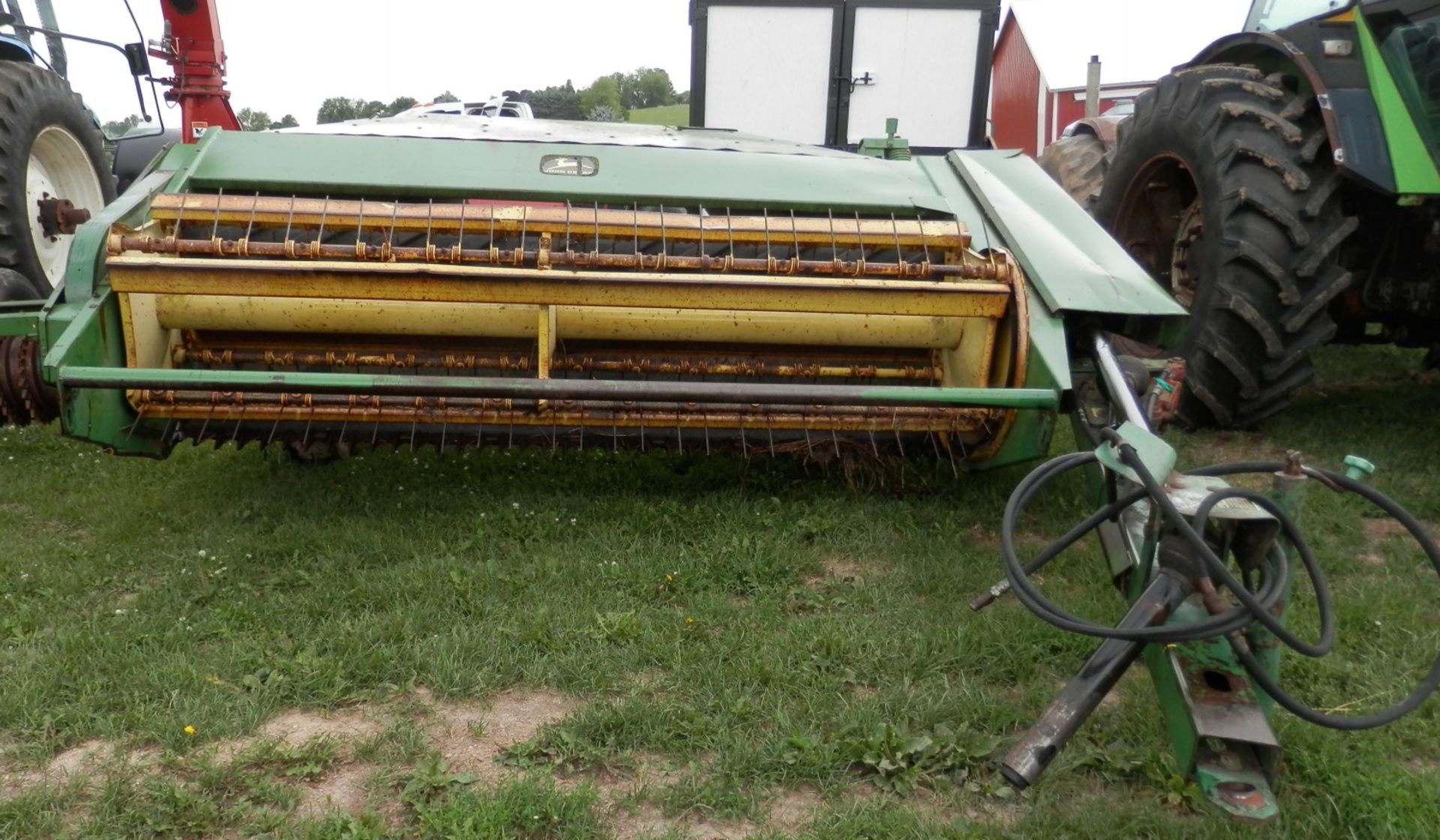 JOHN DEERE 1209 9' HAYBINE