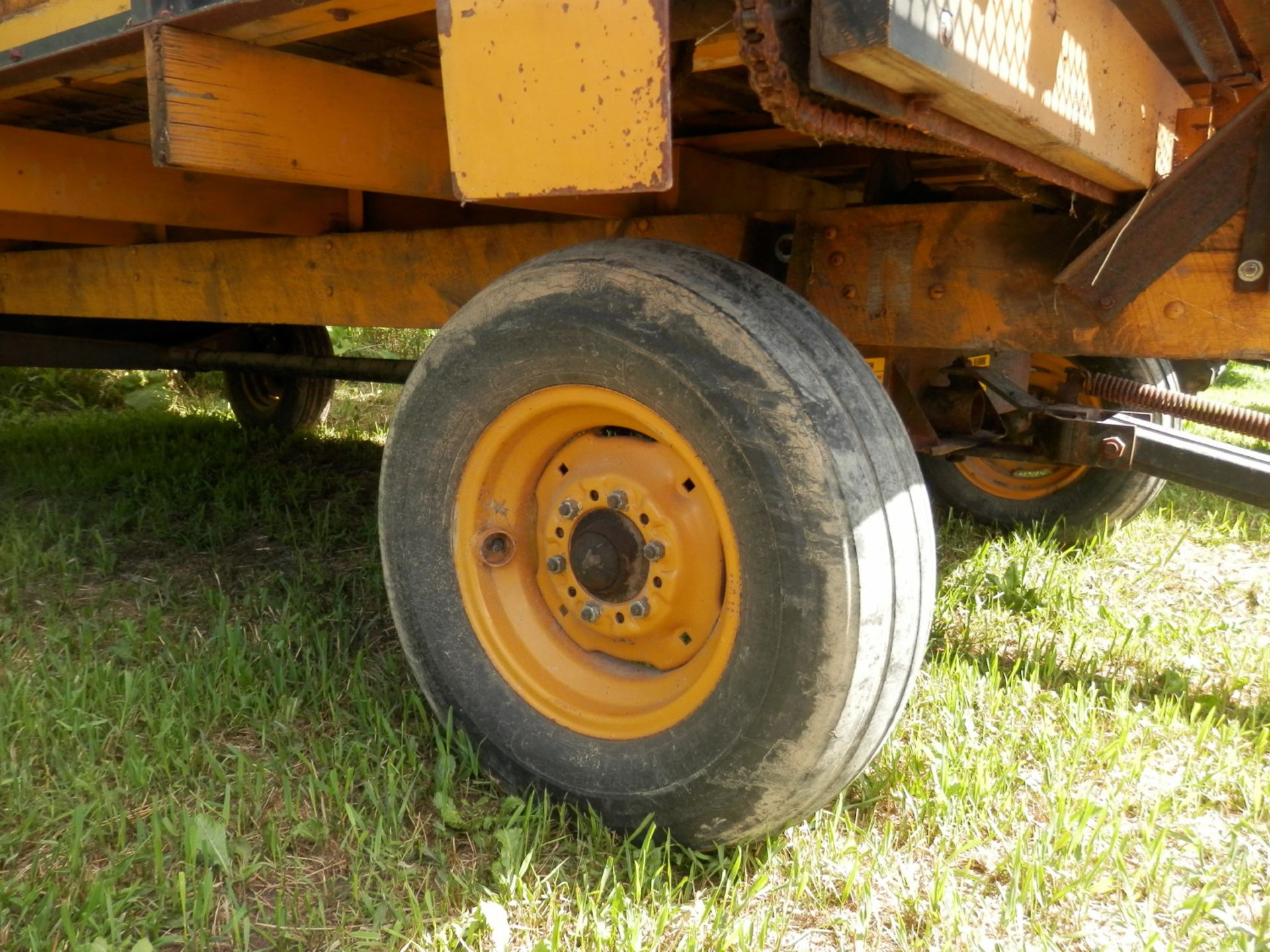 GRUETT 18' STEEL SIDE KICK BALE WAGON w/LIVE FLOOR - Image 4 of 4