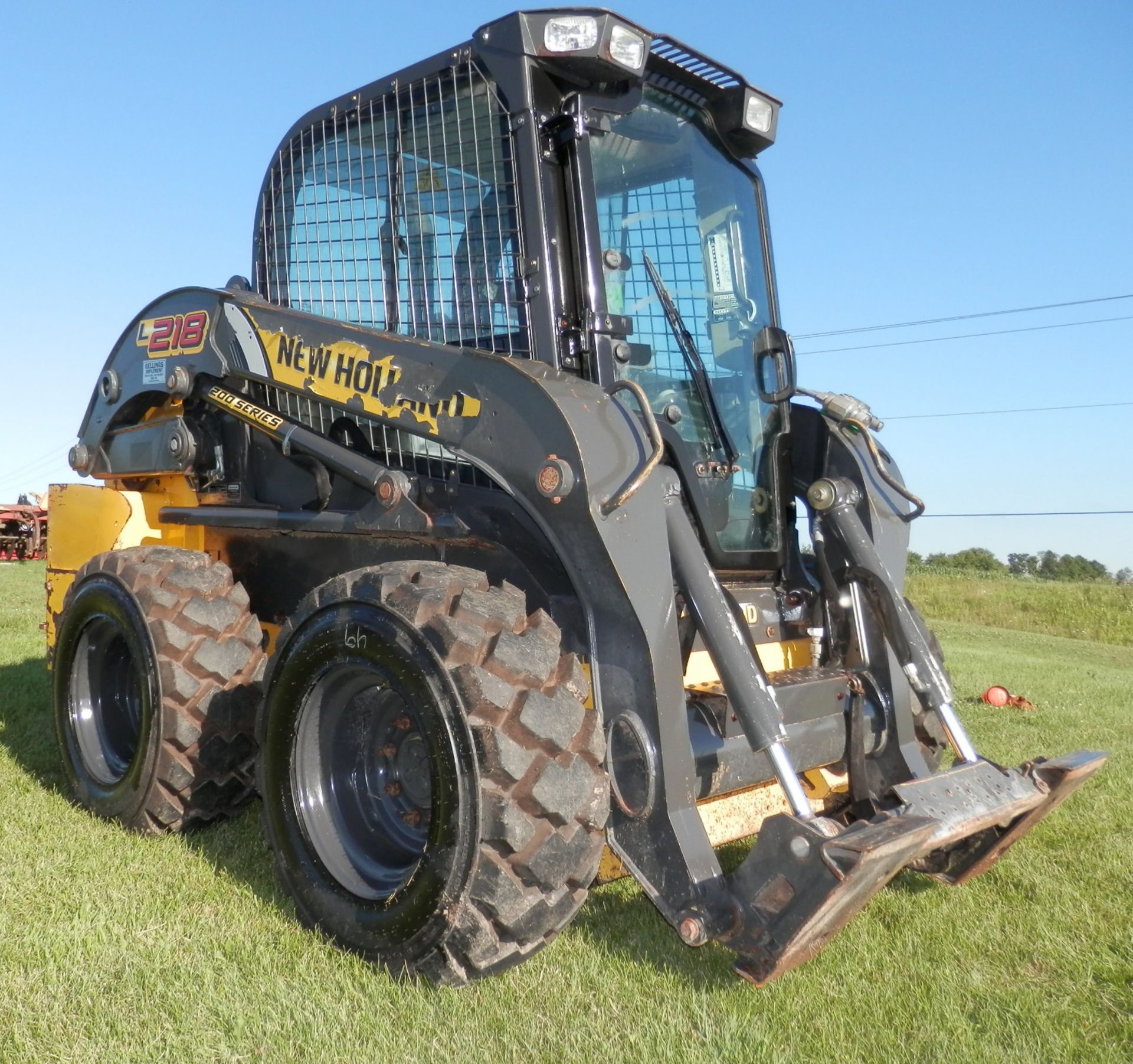 CNH L218 SKID STEER