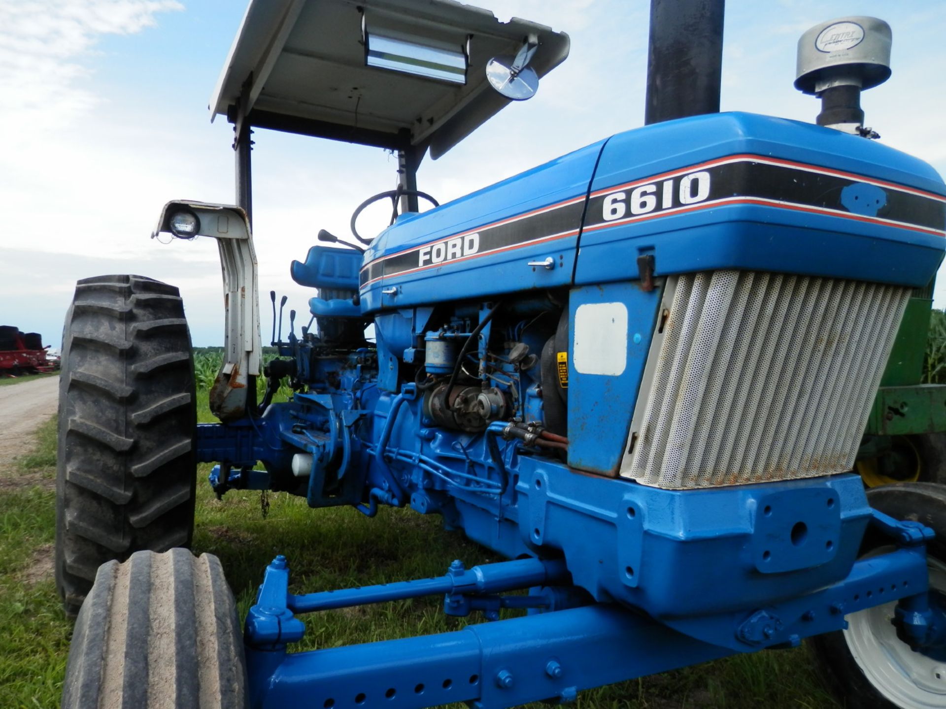 FORD 6610 SERIES II DIESEL UTILITY TRACTOR - Image 5 of 6