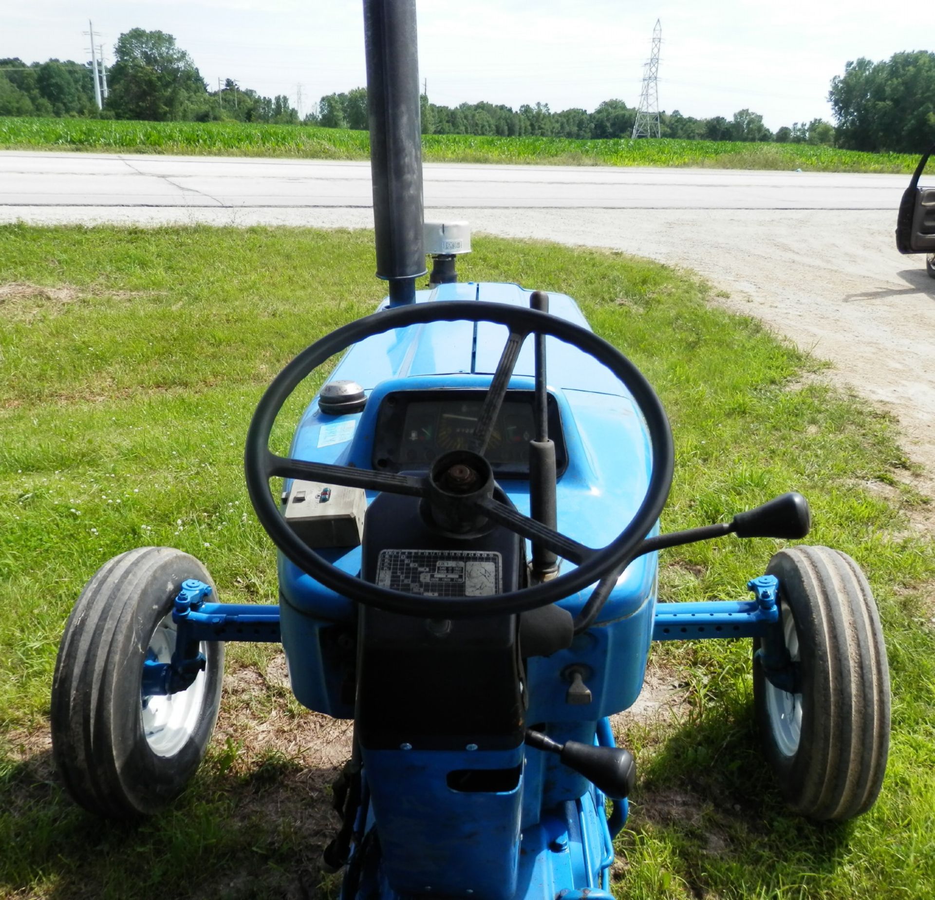 FORD 6610 SERIES II DIESEL UTILITY TRACTOR - Image 4 of 6