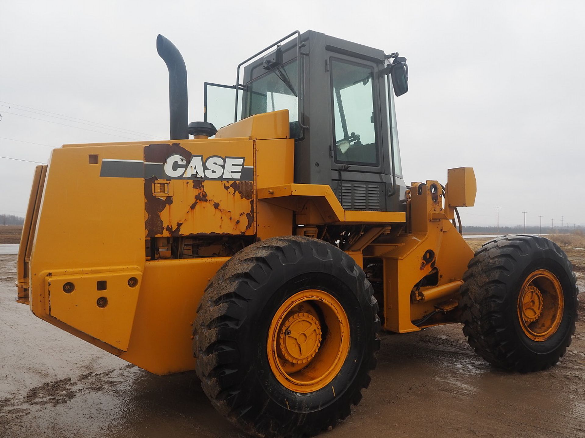 CASE 721 WHEEL LOADER (Partial Project) - Image 2 of 12