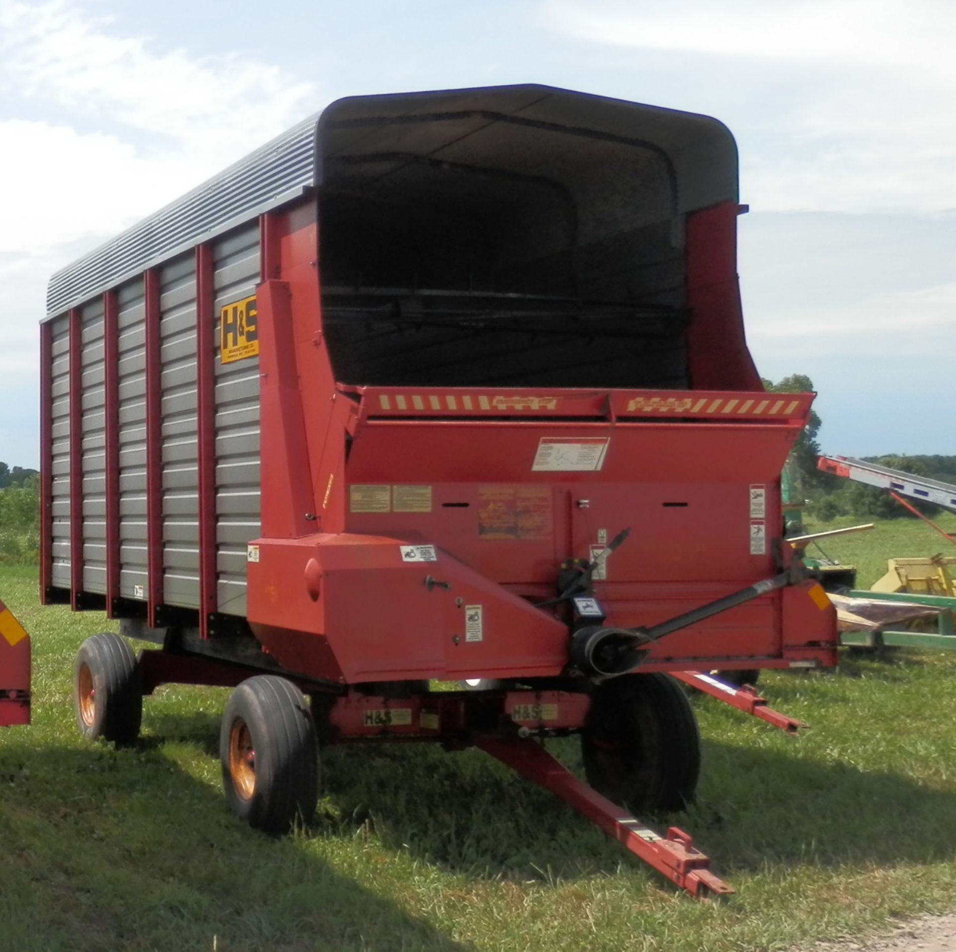 H&S 501 16' LH FORAGE WAGON - Image 2 of 8