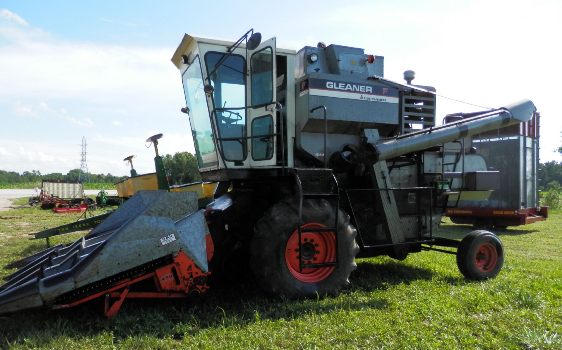 GLEANER F COMBINE