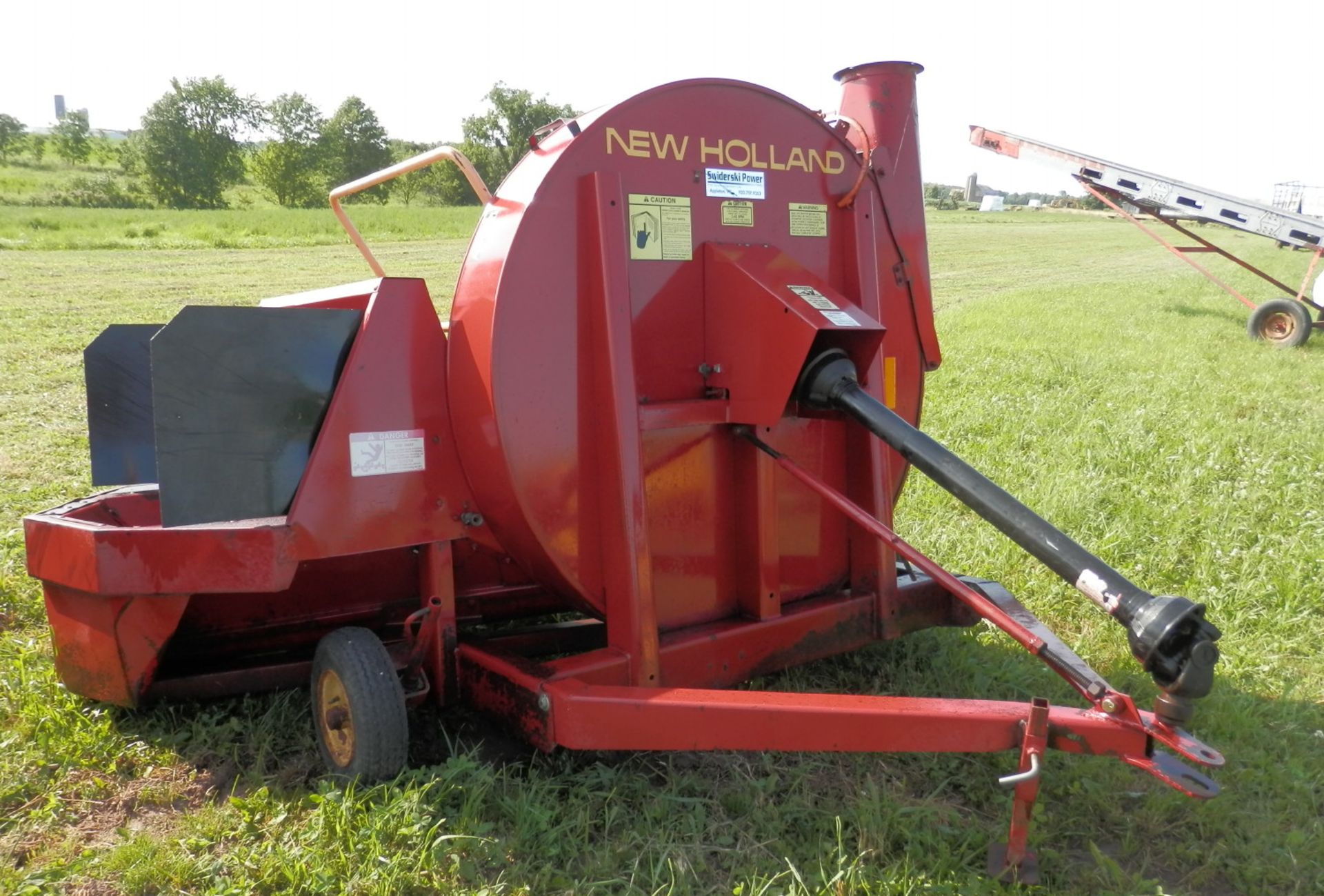 NEW HOLLAND 60 FORAGE BLOWER, Very Straight!