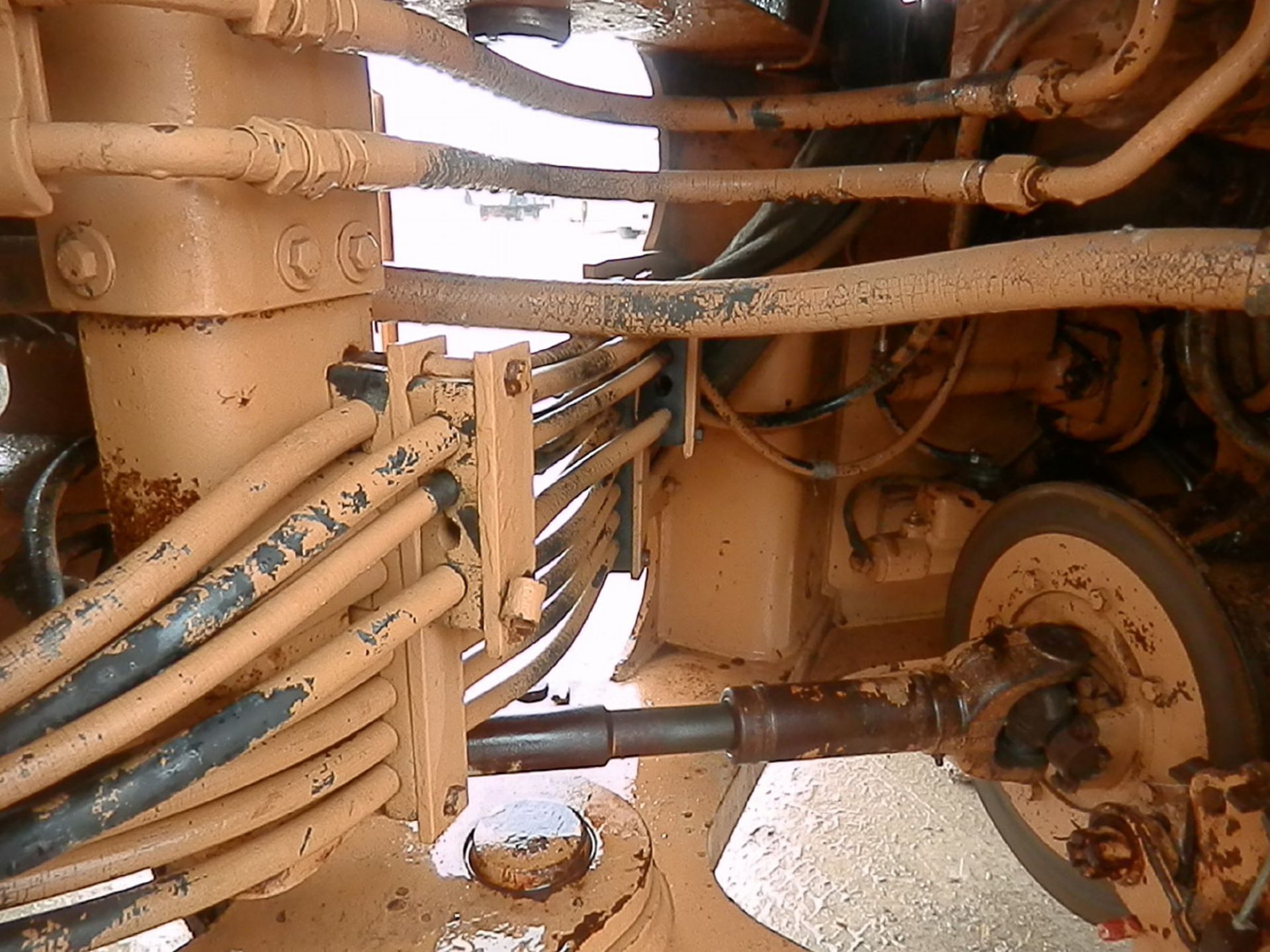 CASE 721 WHEEL LOADER (Partial Project) - Image 6 of 12