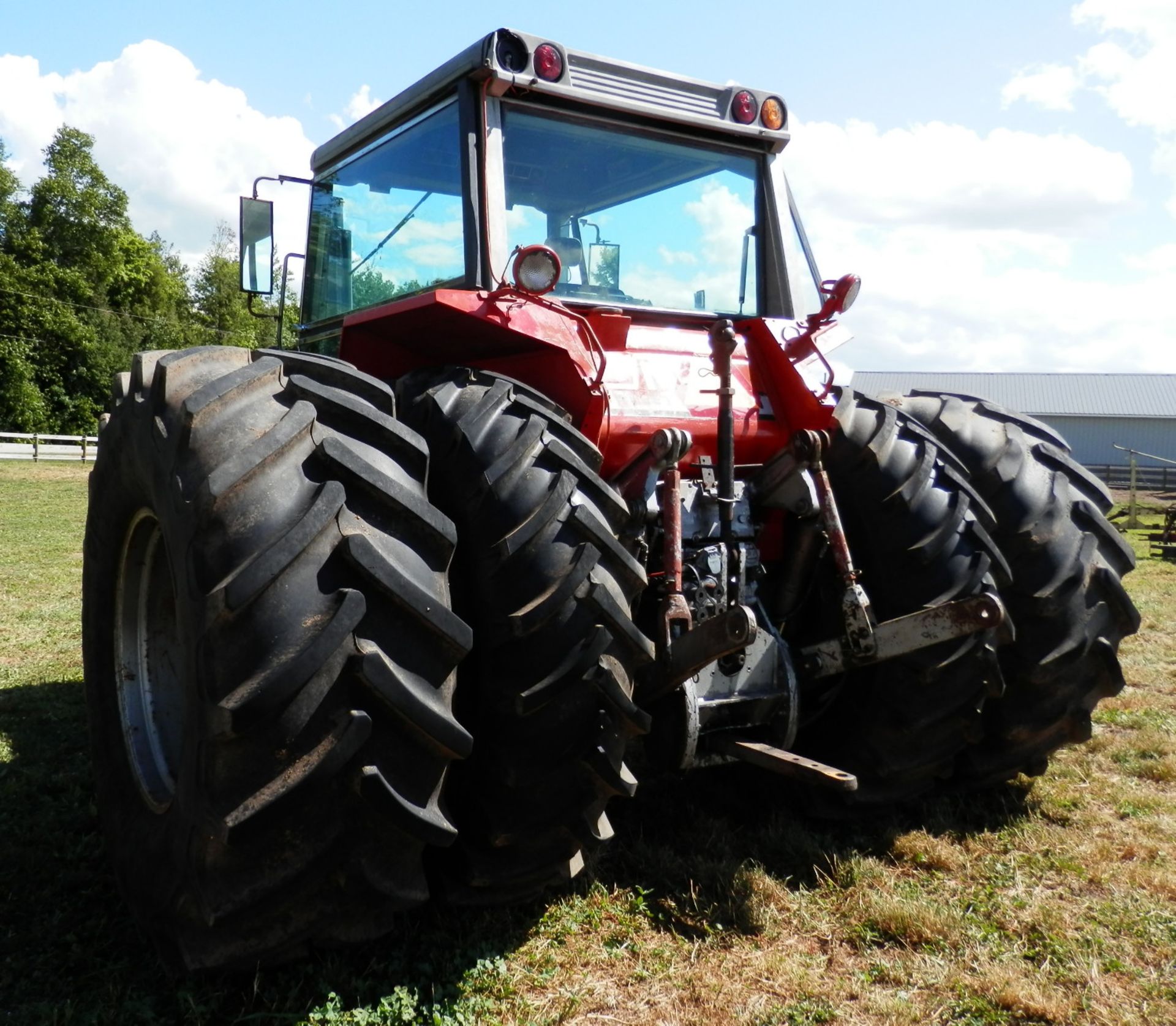 MASSEY FERGUSON 2805 TRACTOR - Image 3 of 13