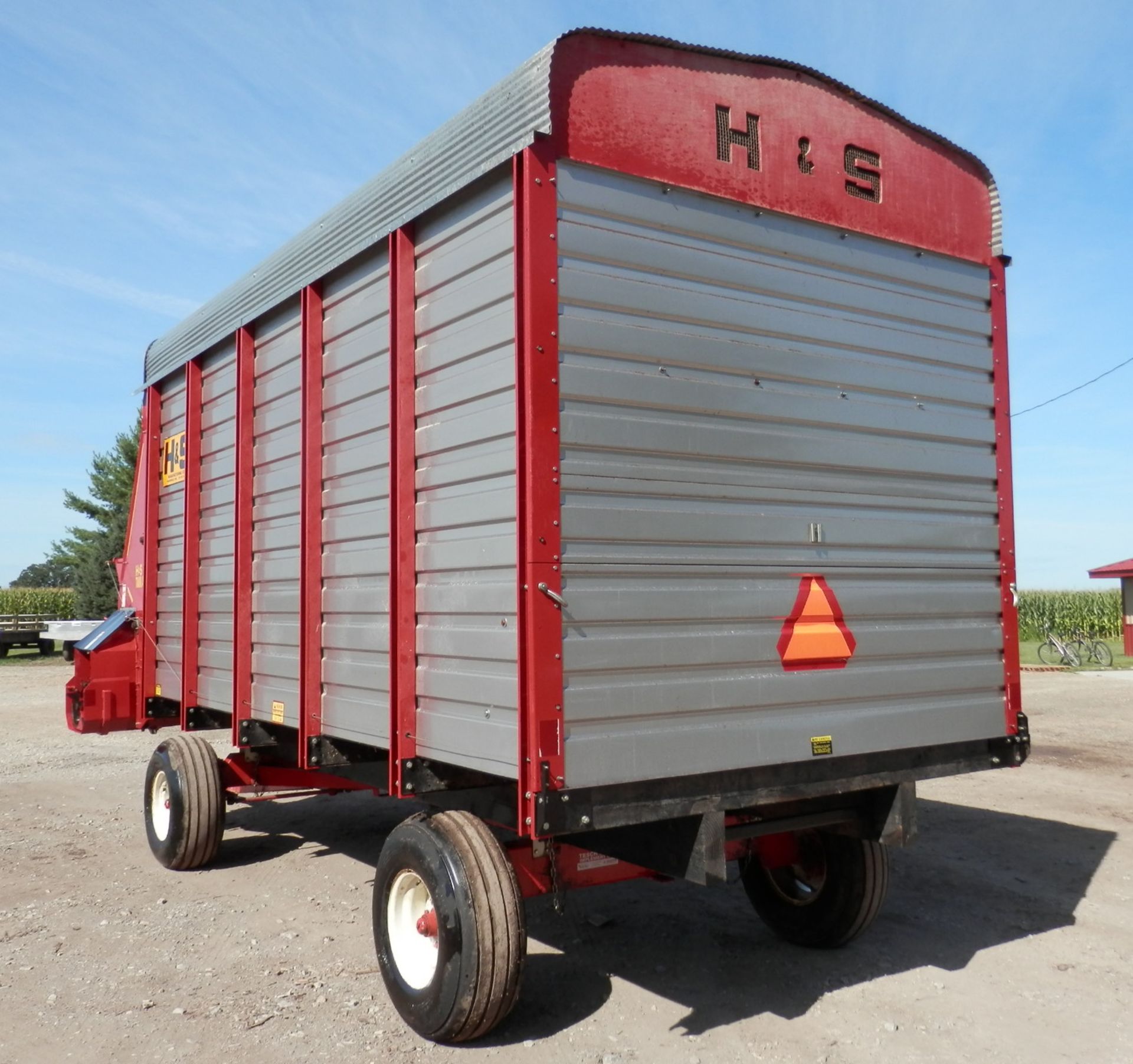 H&S TWIN AUGER 16' LH FORAGE WAGON - Image 6 of 10