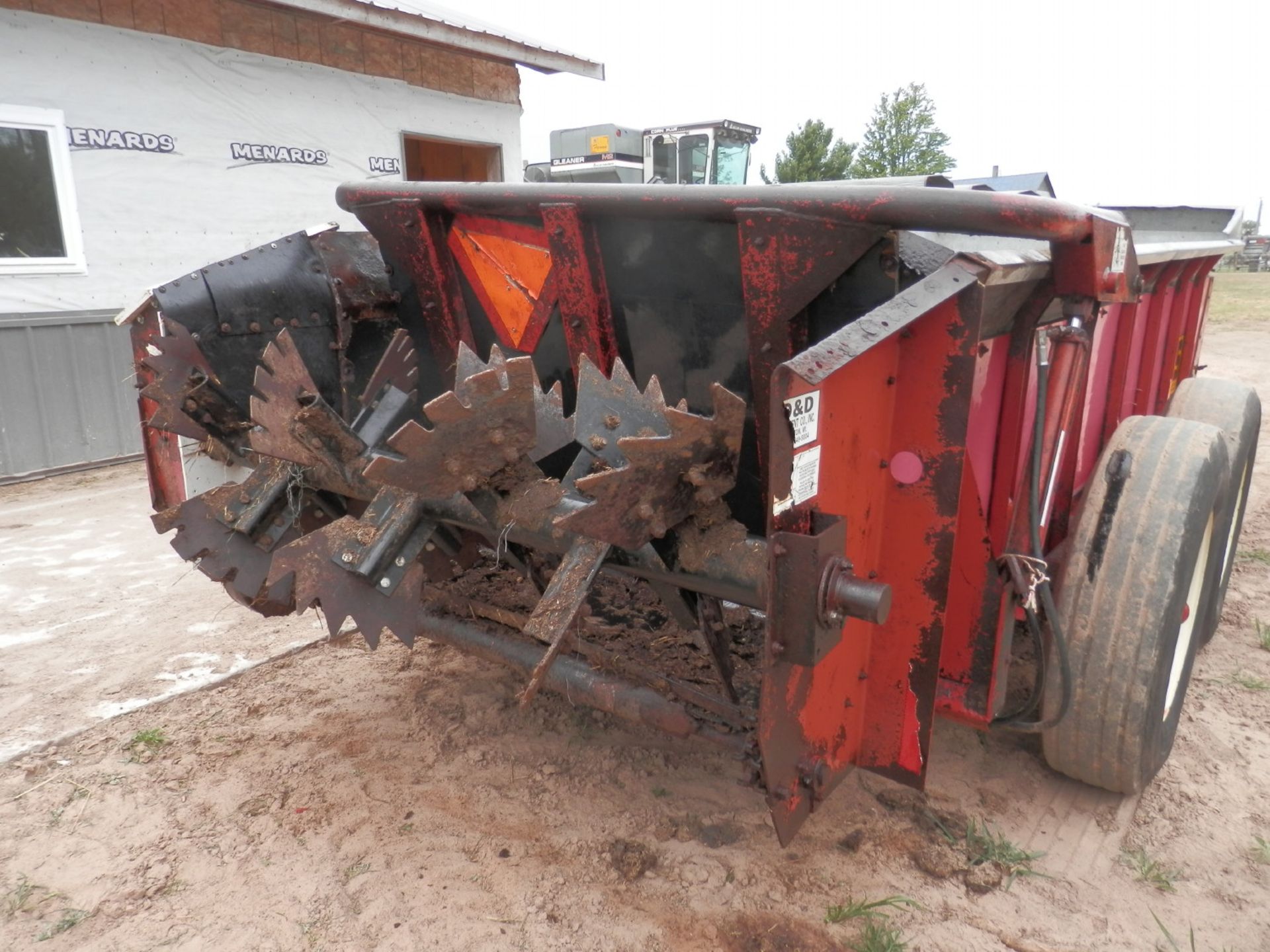 H&S 370 BOX MANURE SPREADER - Image 4 of 6