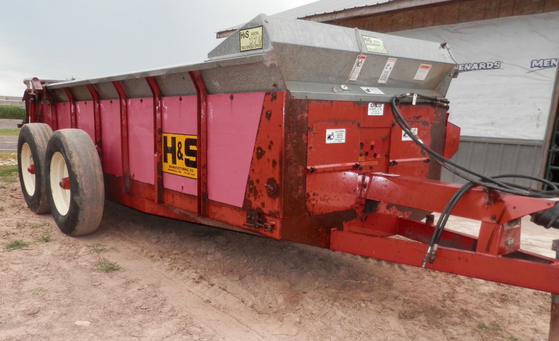 H&S 370 BOX MANURE SPREADER - Image 3 of 6