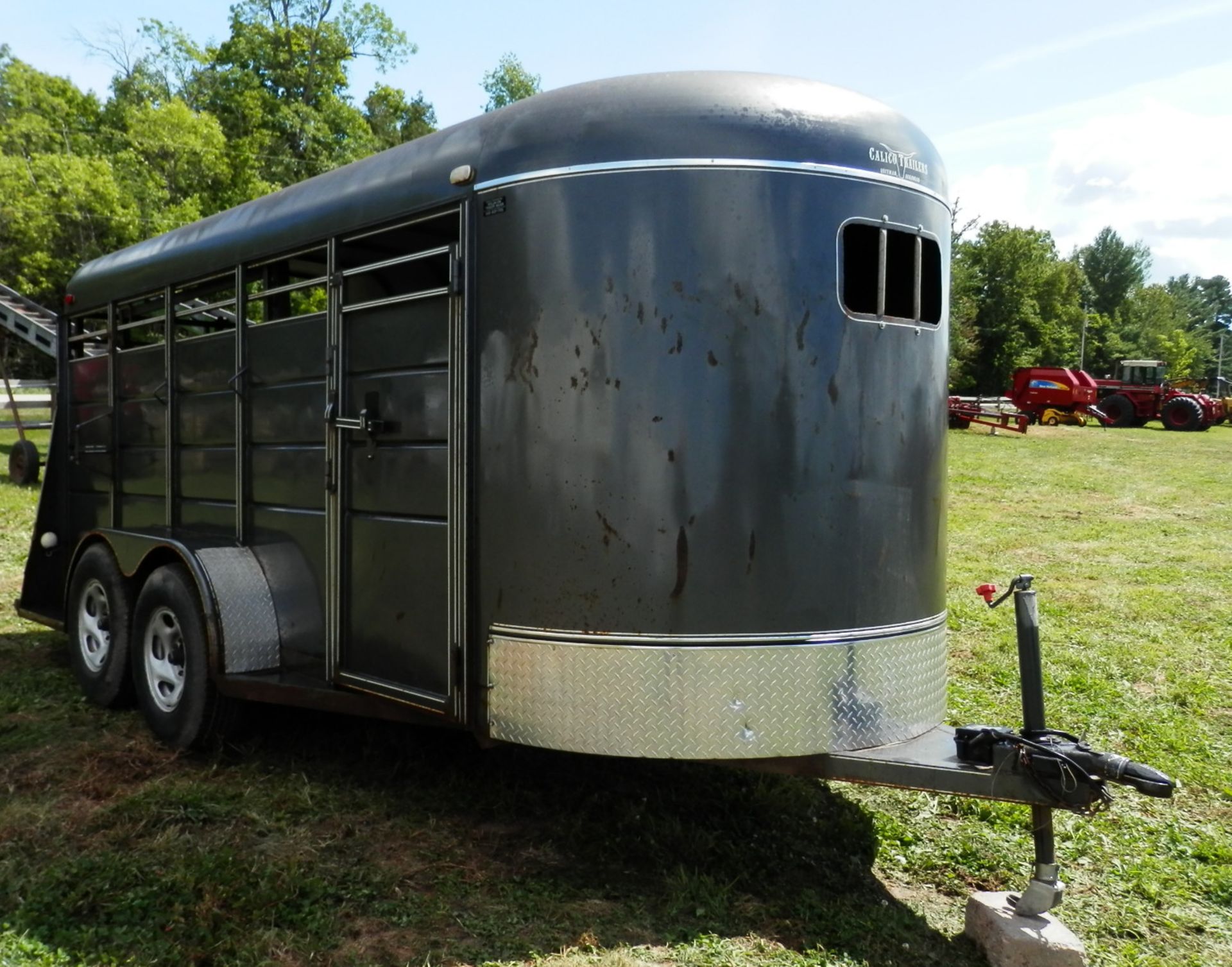 CALICO 16' BUMPER HITCH STOCK TRAILER - Image 2 of 10