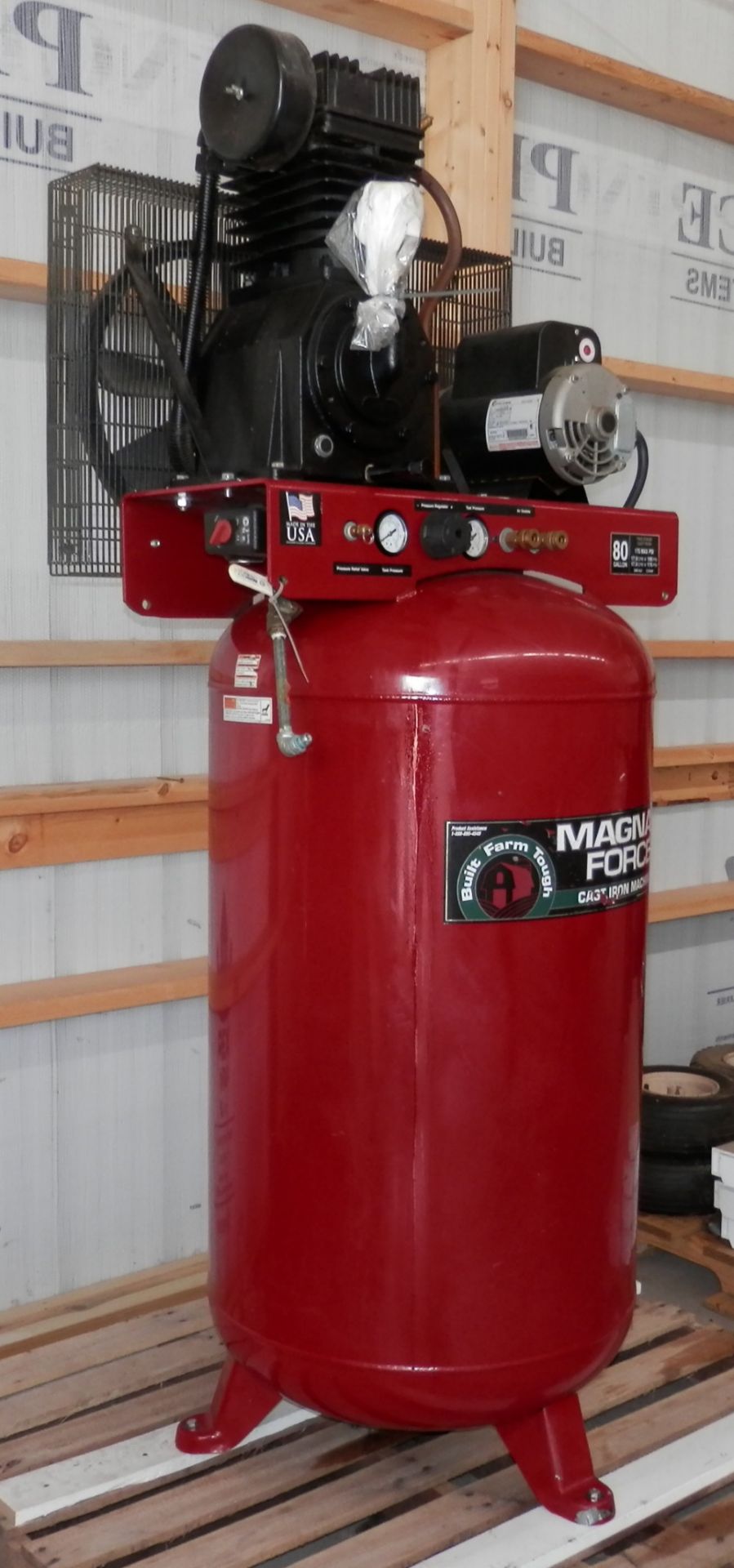 MAGNA FORCE 80 GAL VERT. AIR COMPRESSOR