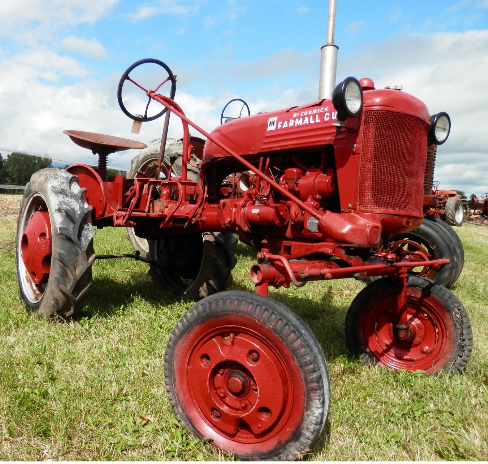 IH FARMALL CUB - Image 3 of 6