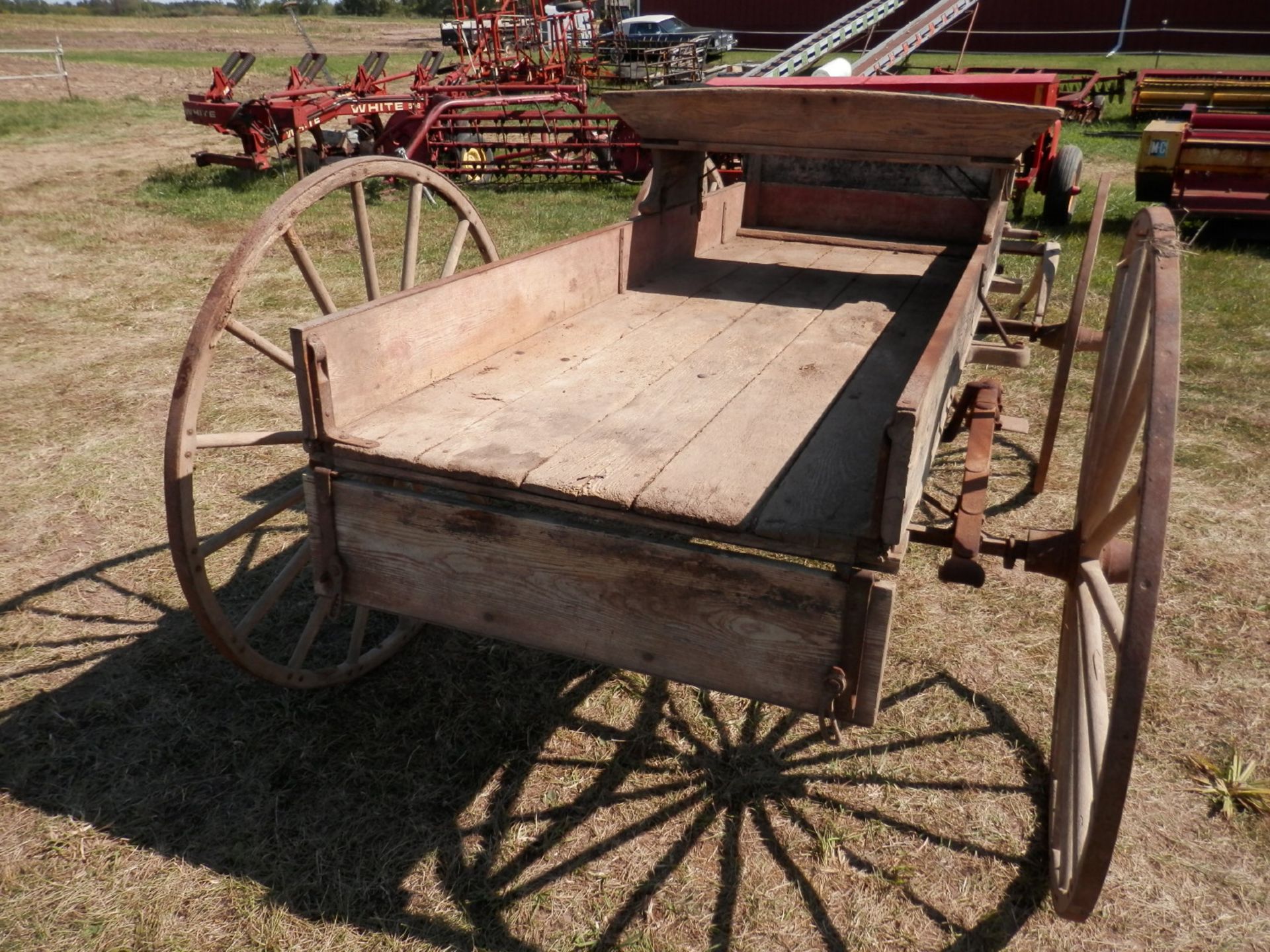 HORSE DRAWN BUCKBOARD WAGON - Image 4 of 8