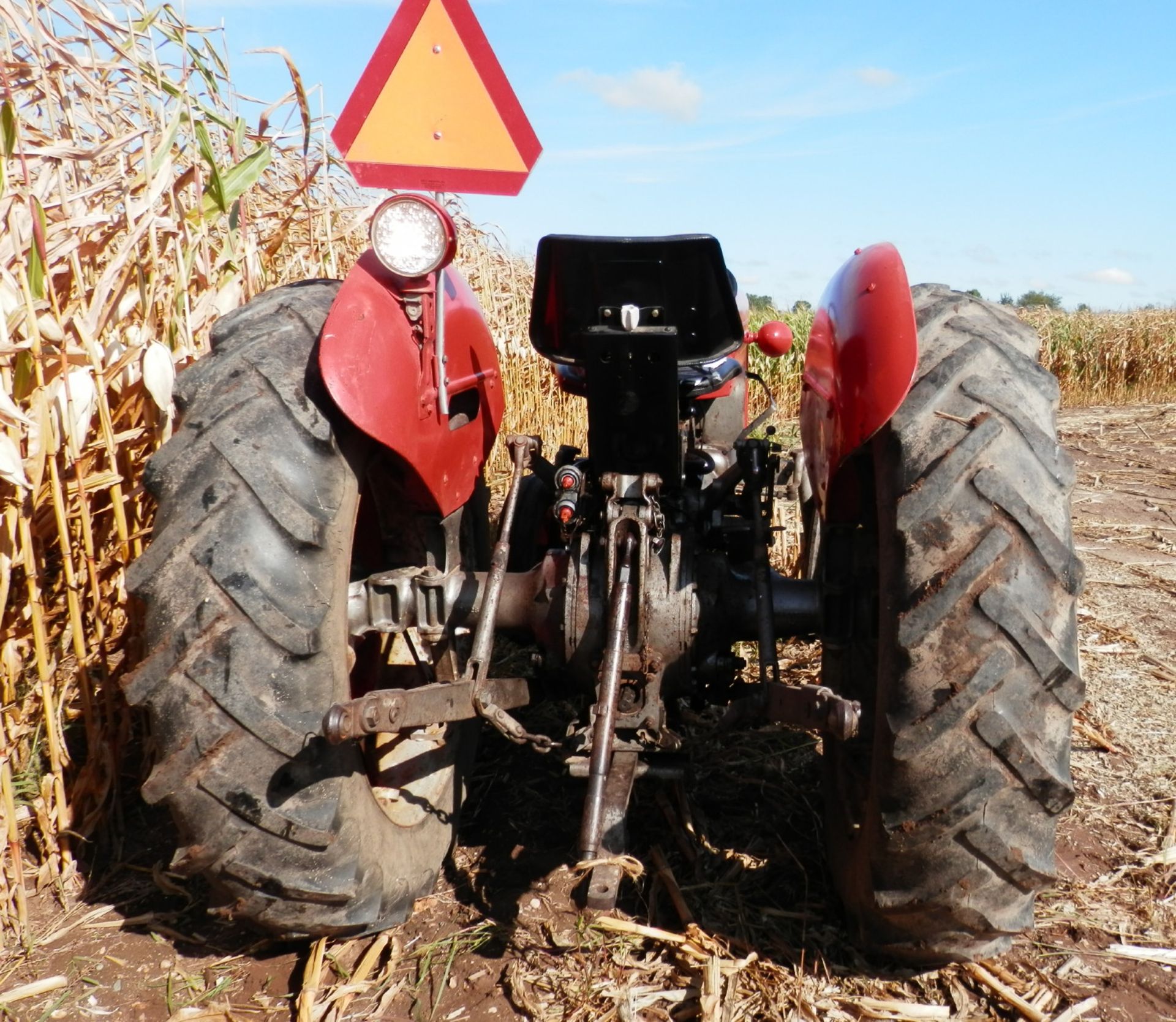 MASSEY FERGUSON 65 GAS TRACTOR - Image 6 of 9