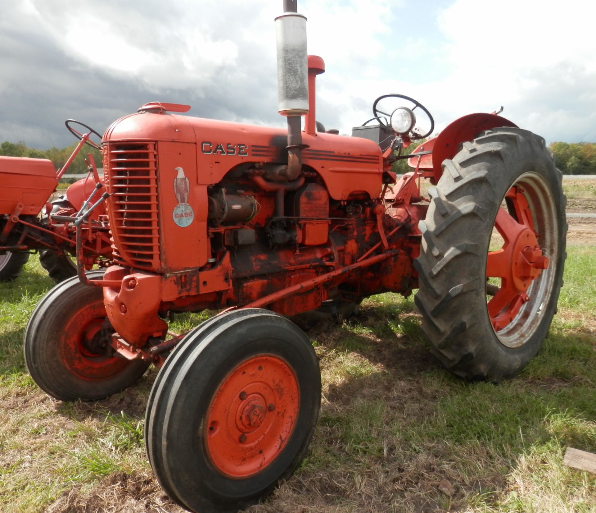 CASE DC 4 TRACTOR