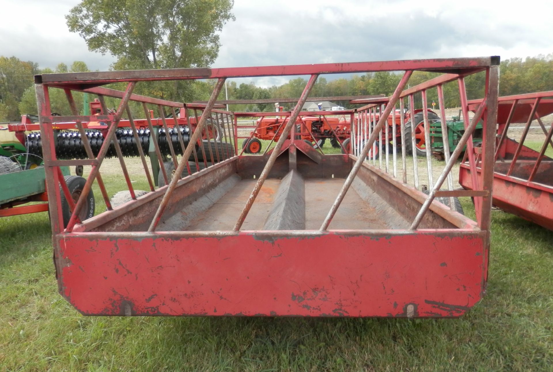 GRUETT 6'x18' SLANT BAR FEEDER WAGON - Image 3 of 6