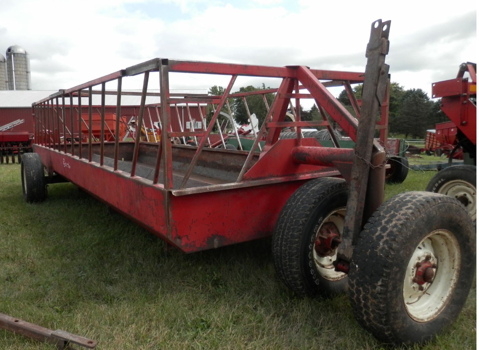 GRUETT 6'x18' SLANT BAR FEEDER WAGON - Image 2 of 6