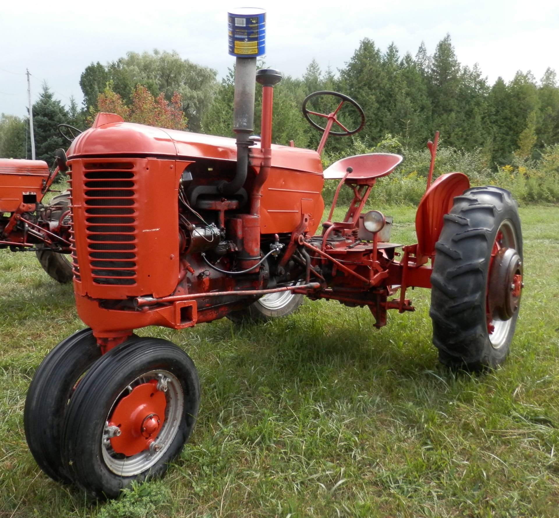 CASE VAC TRACTOR