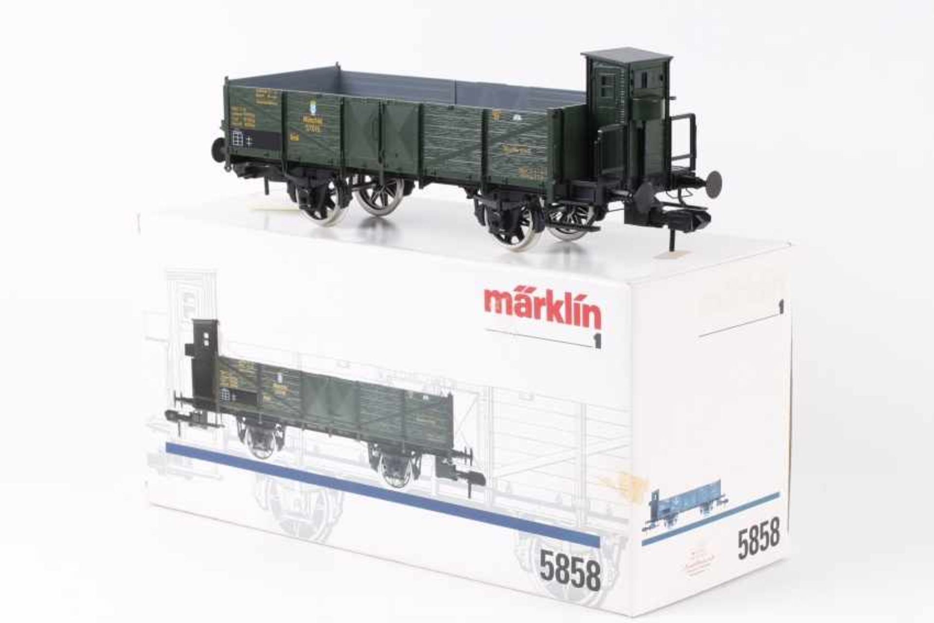 Märklin 5858, offener Länderbahnwagen "München"<br