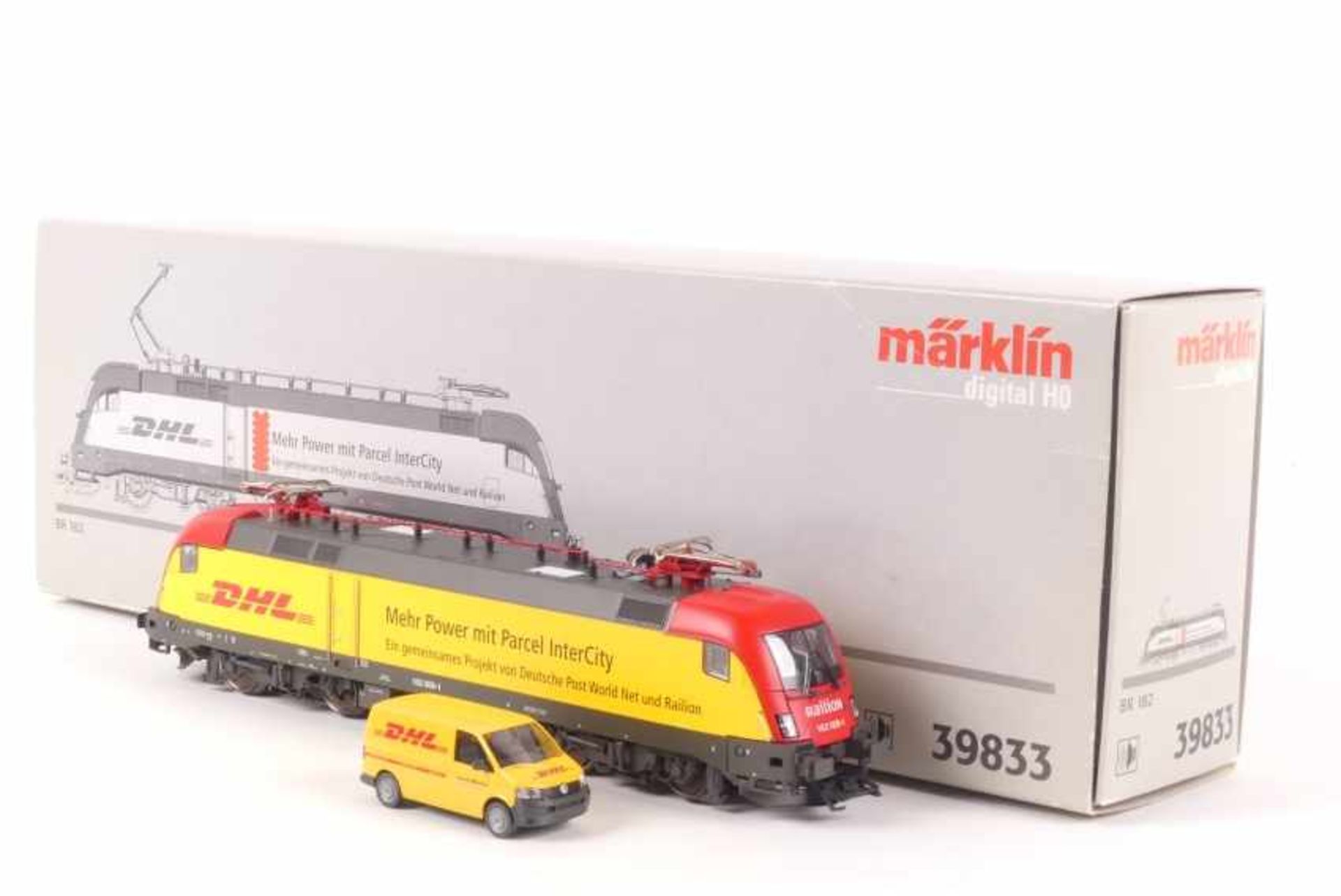 Märklin 39833Märklin 39833, Elektrolok "182 009-1" der DB AG, "DHL" Ganzlokwerbung, DHL-