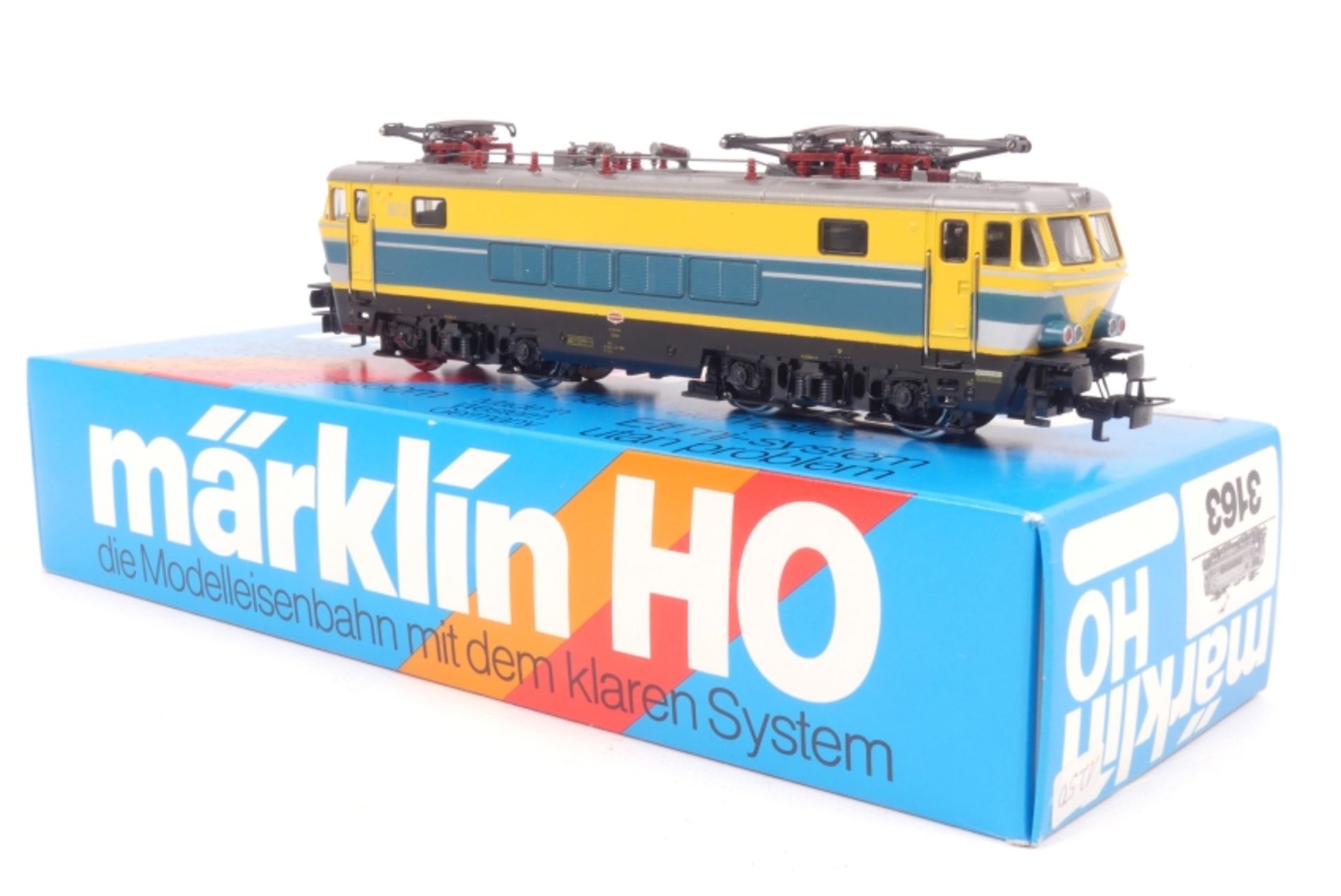 Märklin 3163, Elektrolok "1602" der SNCB, Räder drehen sich nicht, wahrscheinlich verharzt, optis