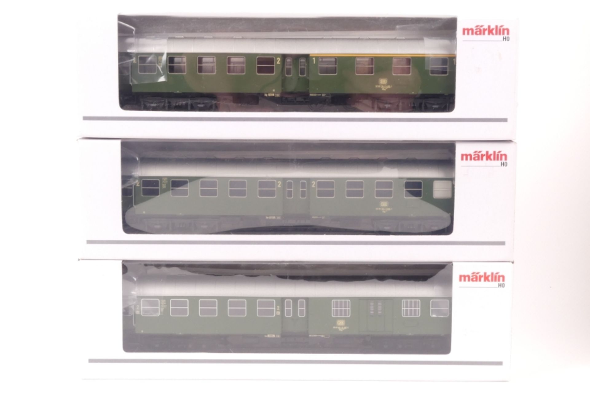 Märklin 3 Personenwagen / Umbauwagen, grün 4131, 4132 und 4132, minimale Gebrauchspuren, OVP mit