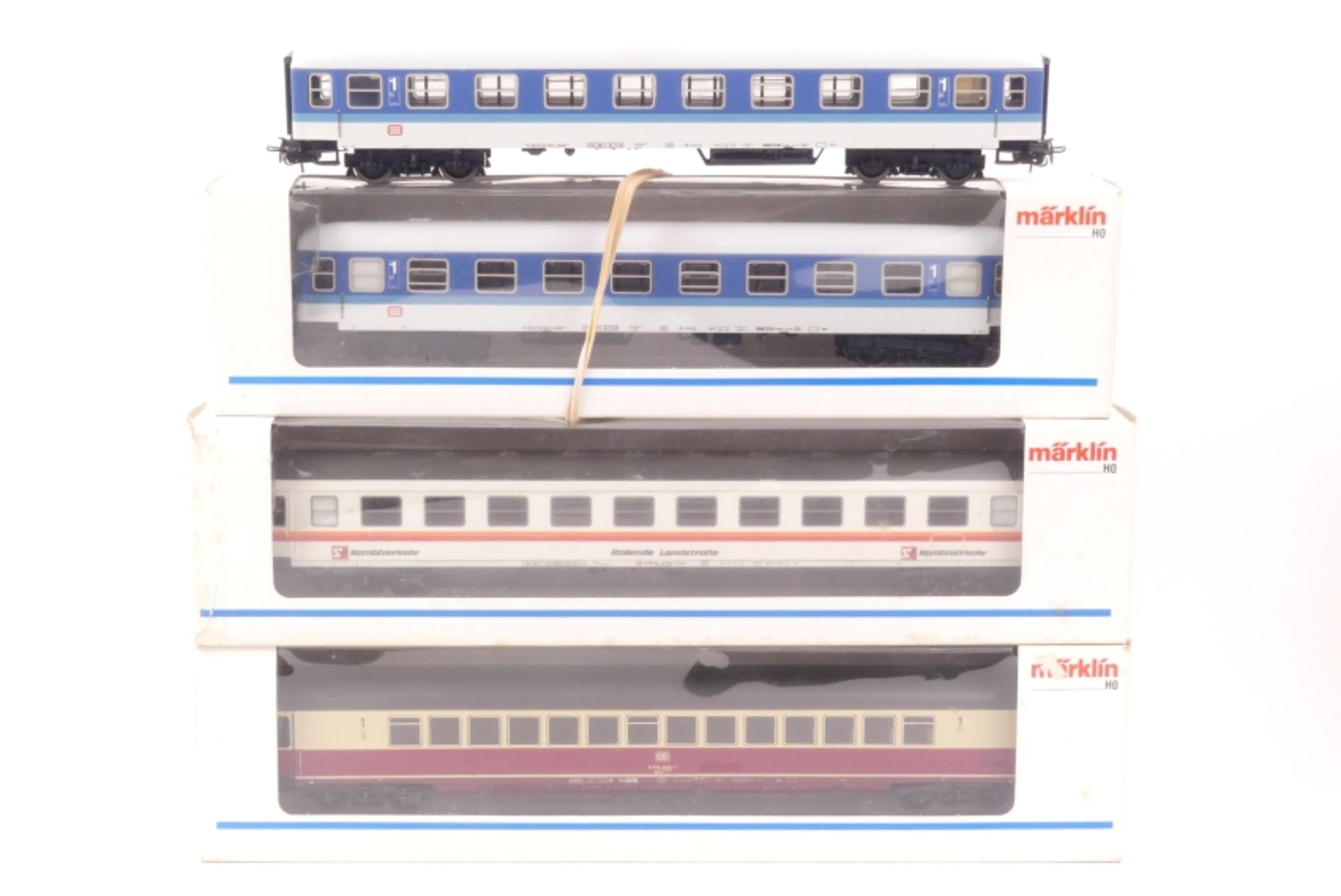 Märklin 4 Personenwagen, 4232 RollendeLandstraße, 4296 TEE Großraumwagen, 2x 4027Abteilwagen 1.K