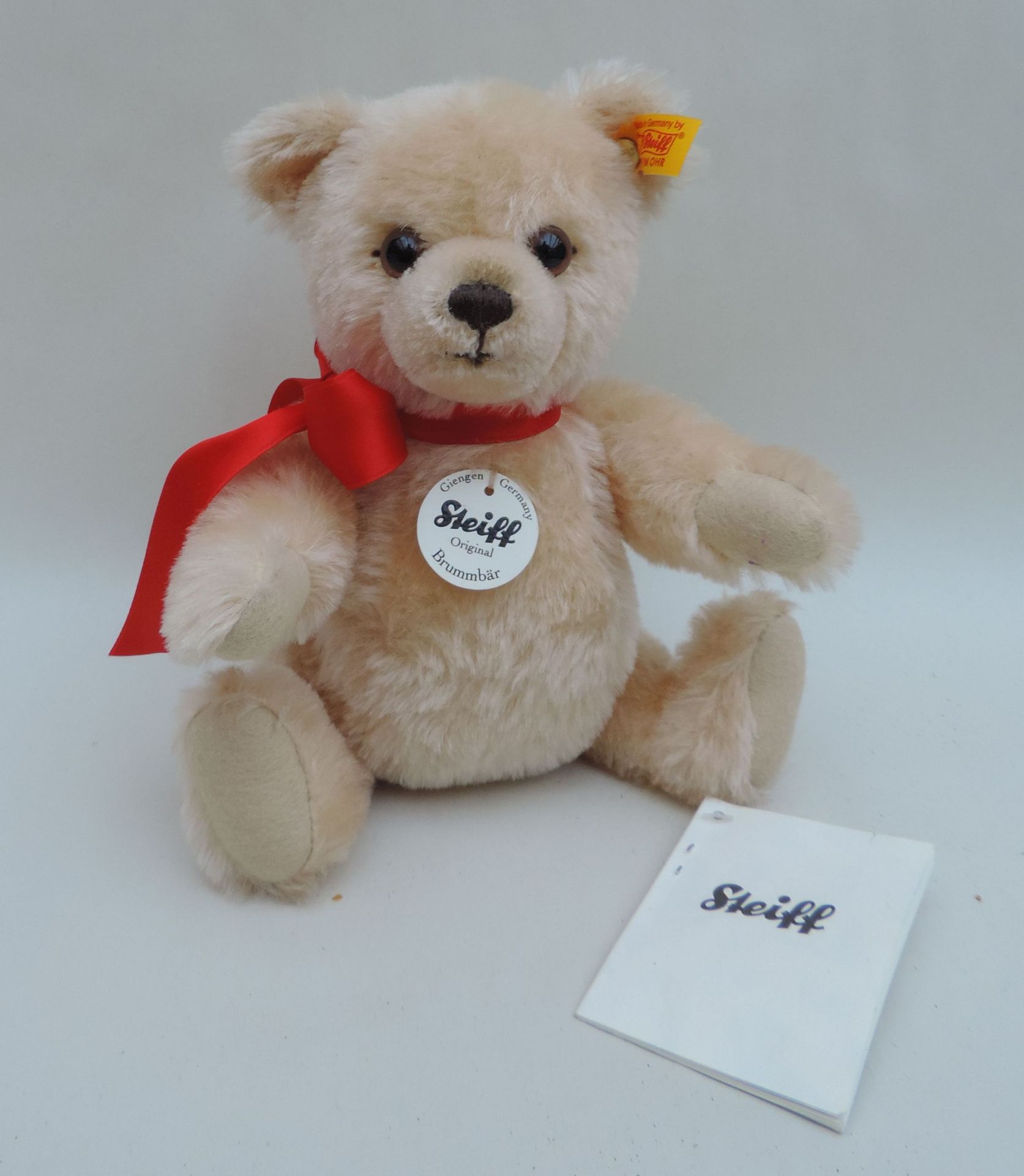 STEIFF-TEDDY,"Brummbär",nach Margarete Steiff, *24.7.1847 Giengen + 9.5.1909, Nr. 011726, H 25 cm,