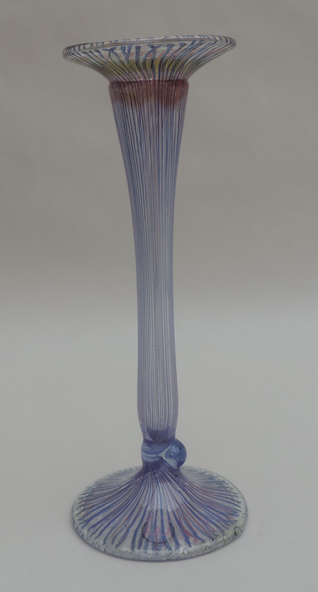FLÖTENVASE, Design Vera Walther, Fadendekor in blau/violett, sign, H 21,5