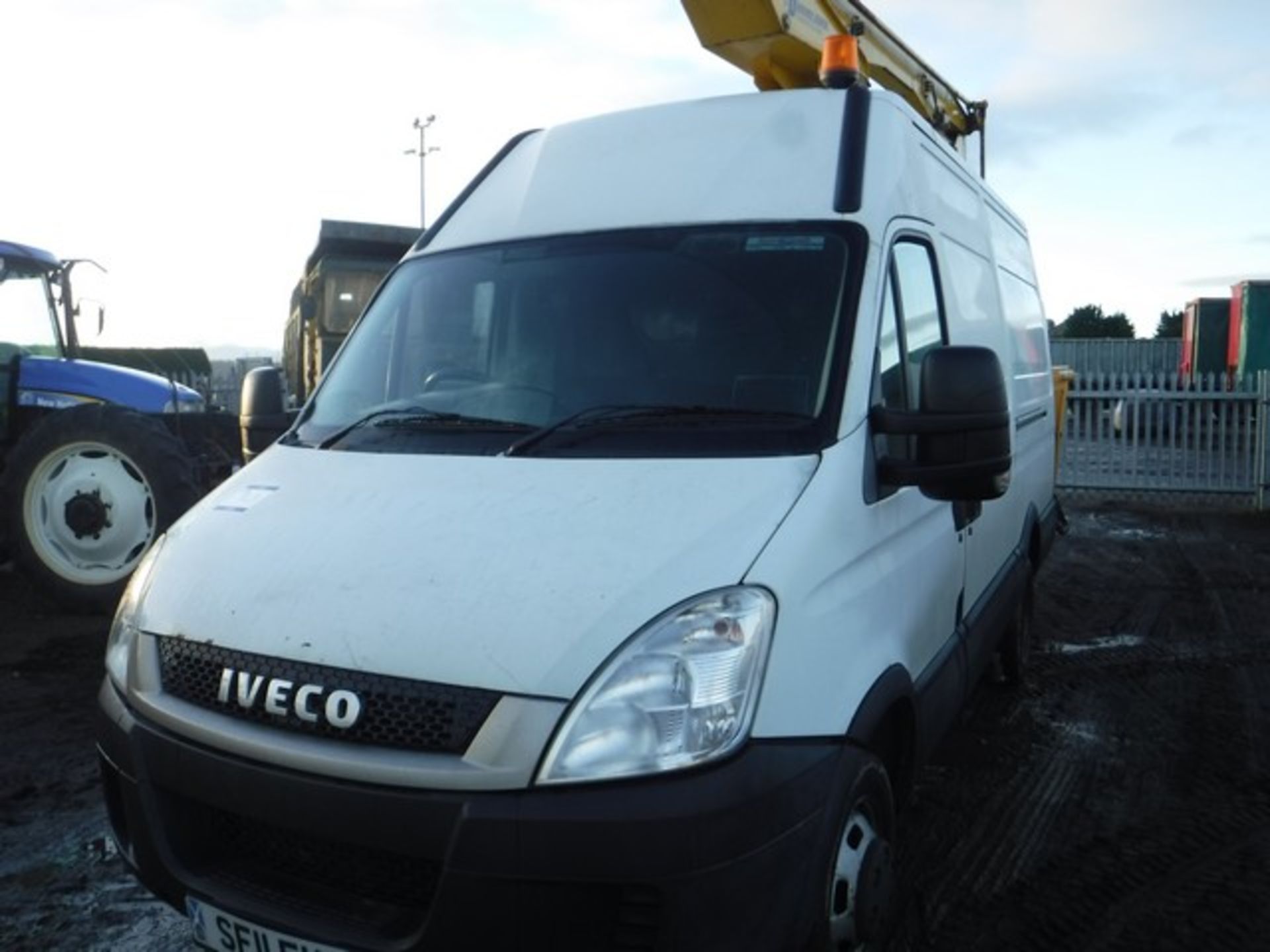 IVECO DAILY 50C15 - 2998cc - Image 5 of 17